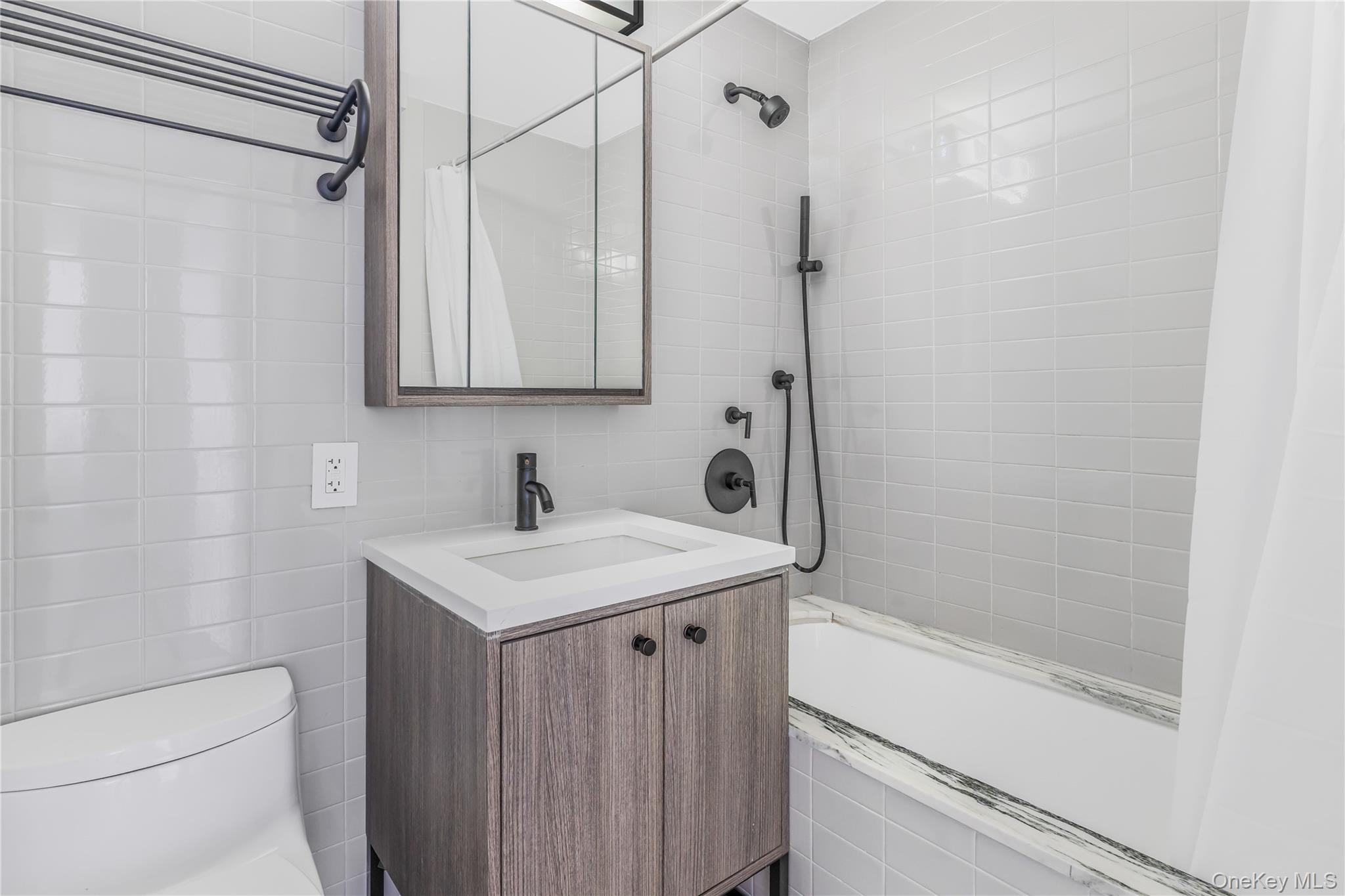 175 W 95th Street 27g Property Photo 7