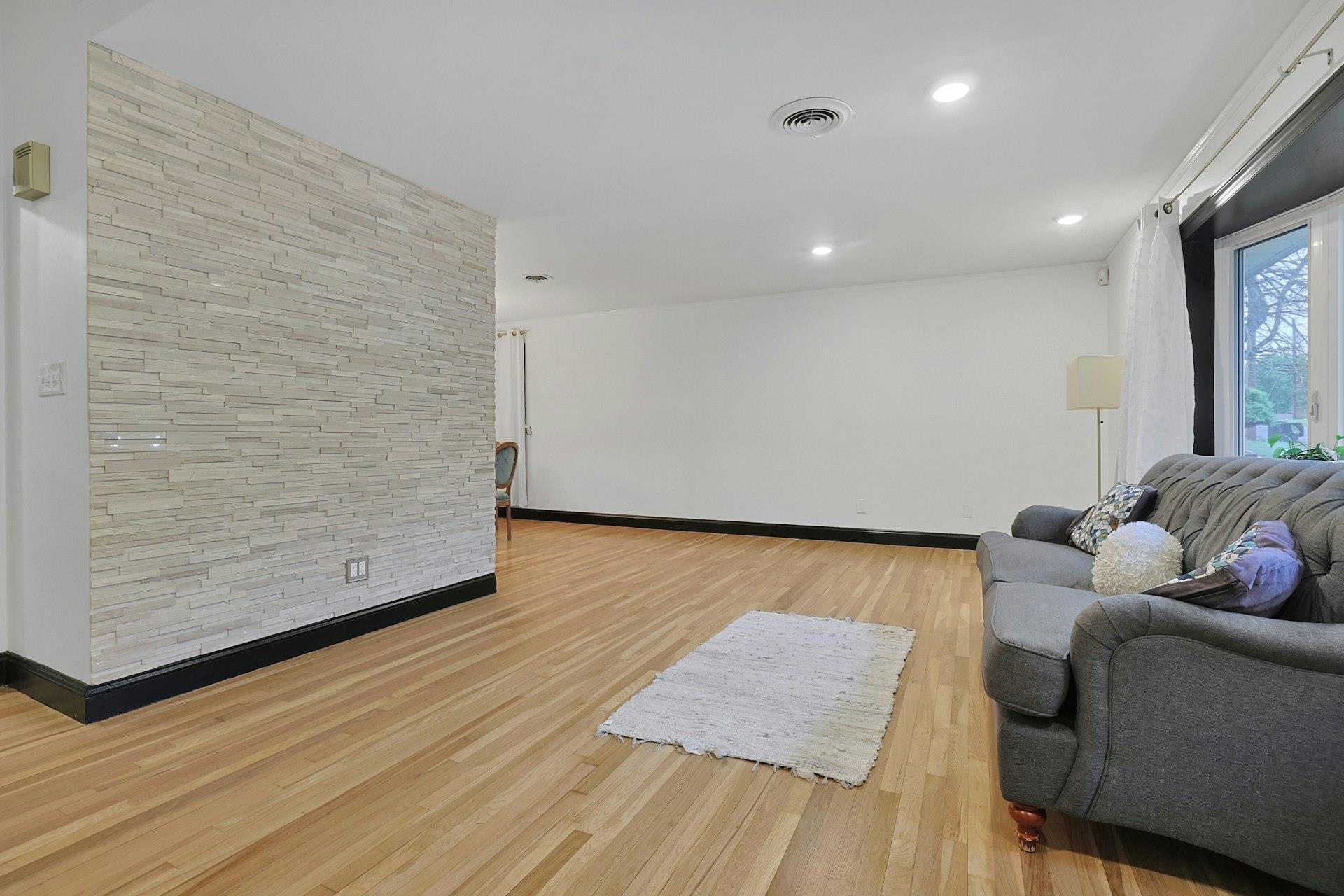 26 Hoke Drive Property Photo 13