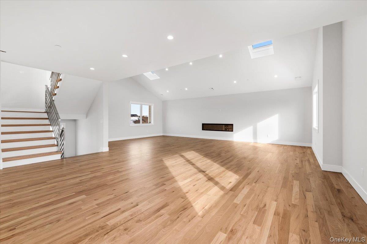 56 Oregon Street Property Photo 11