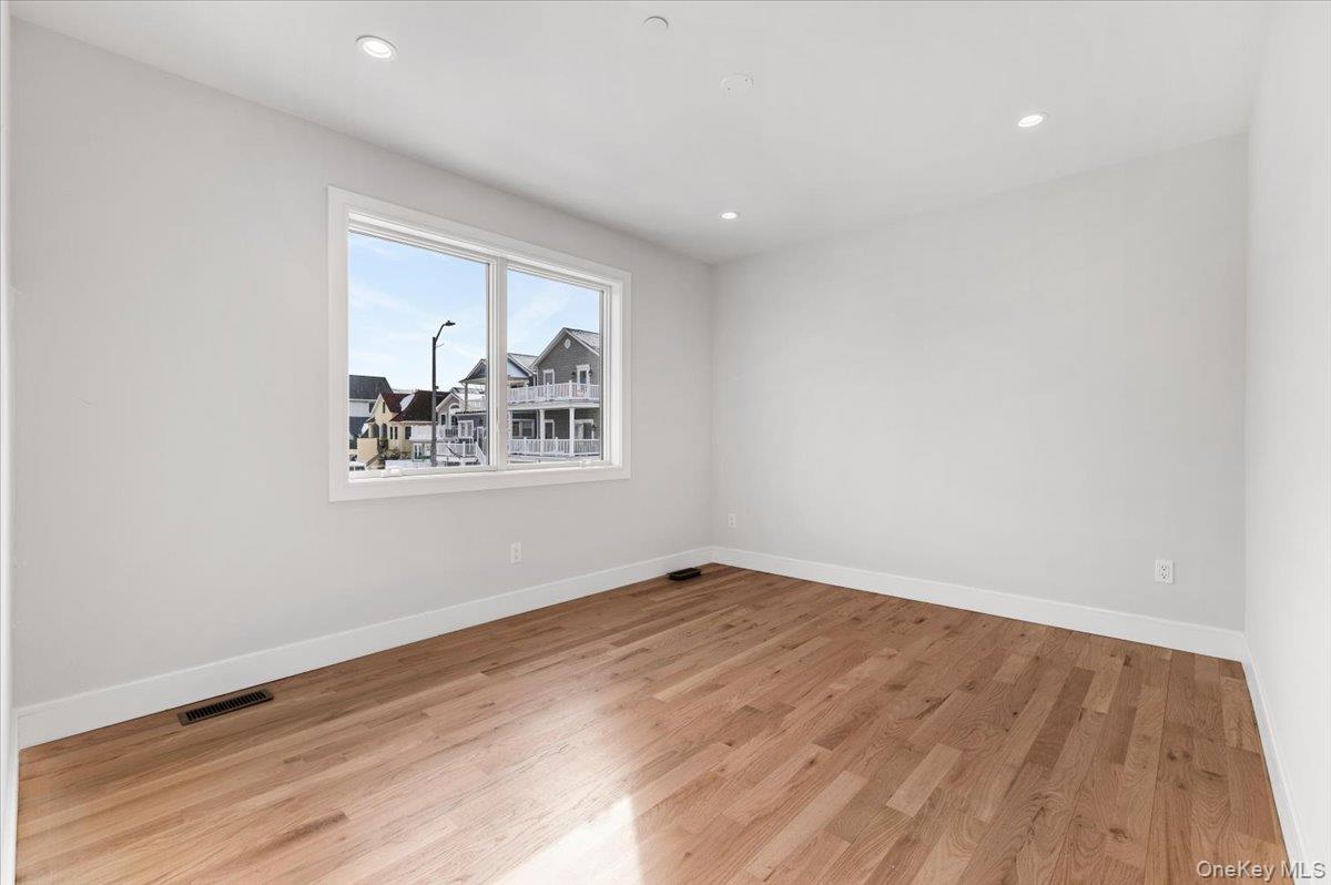 56 Oregon Street Property Photo 16