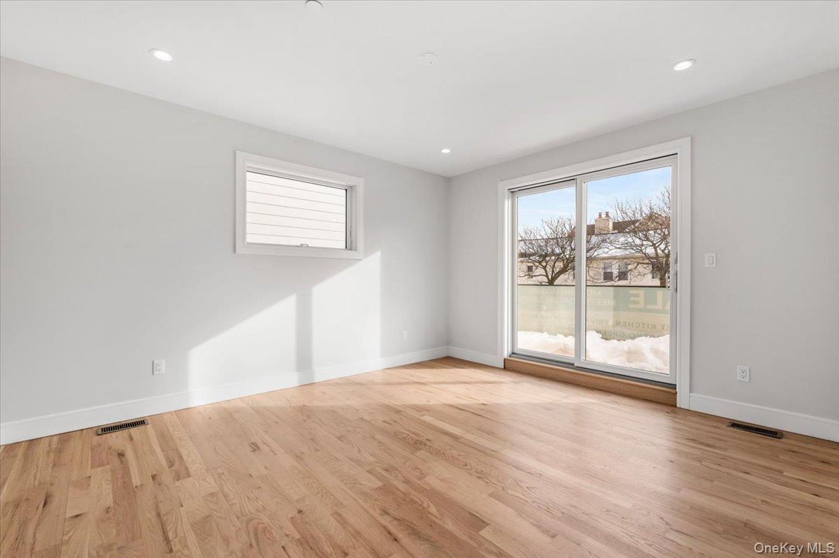 56 Oregon Street Property Photo 17