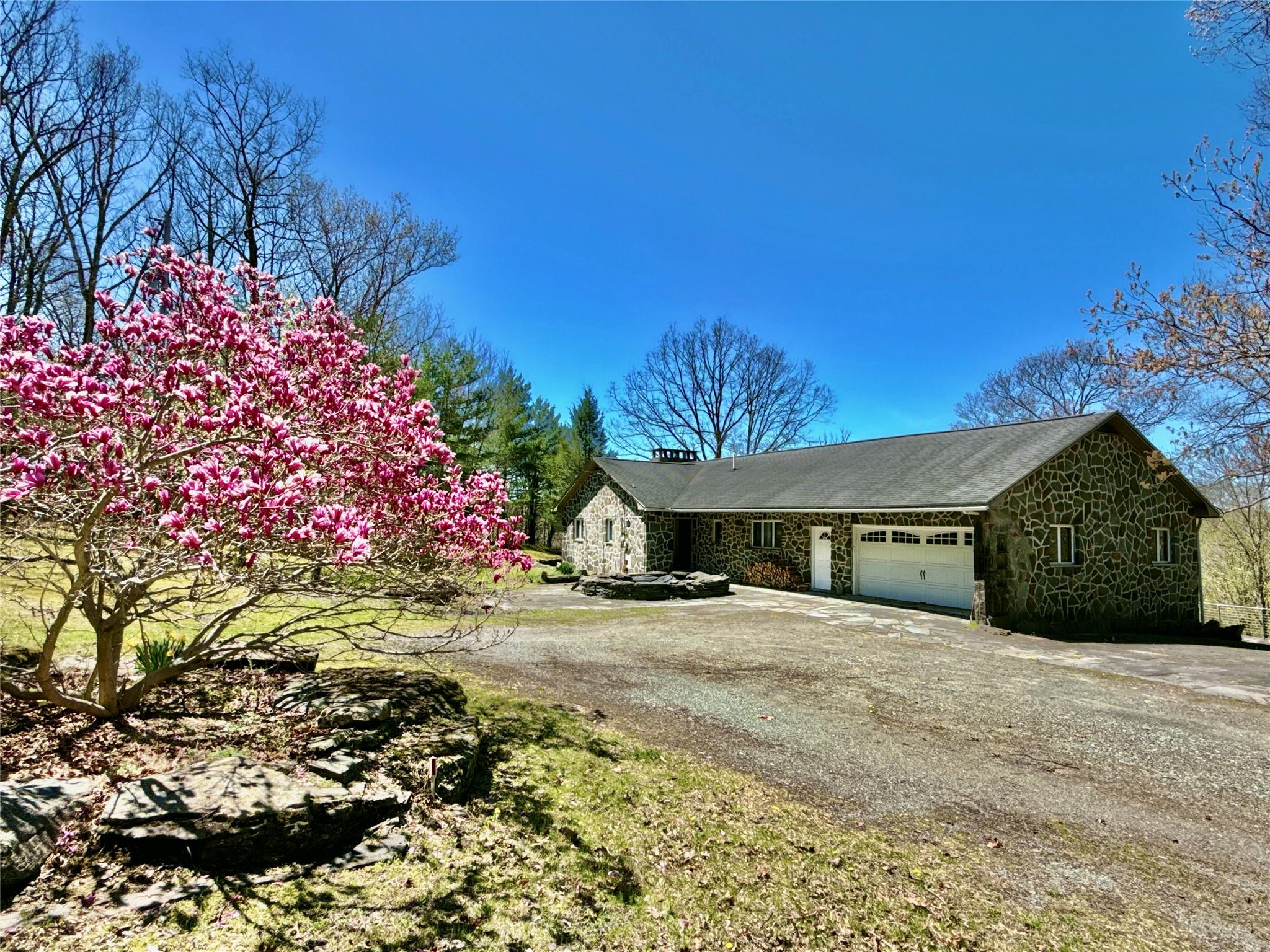 7737 State Route 97 Property Photo 1