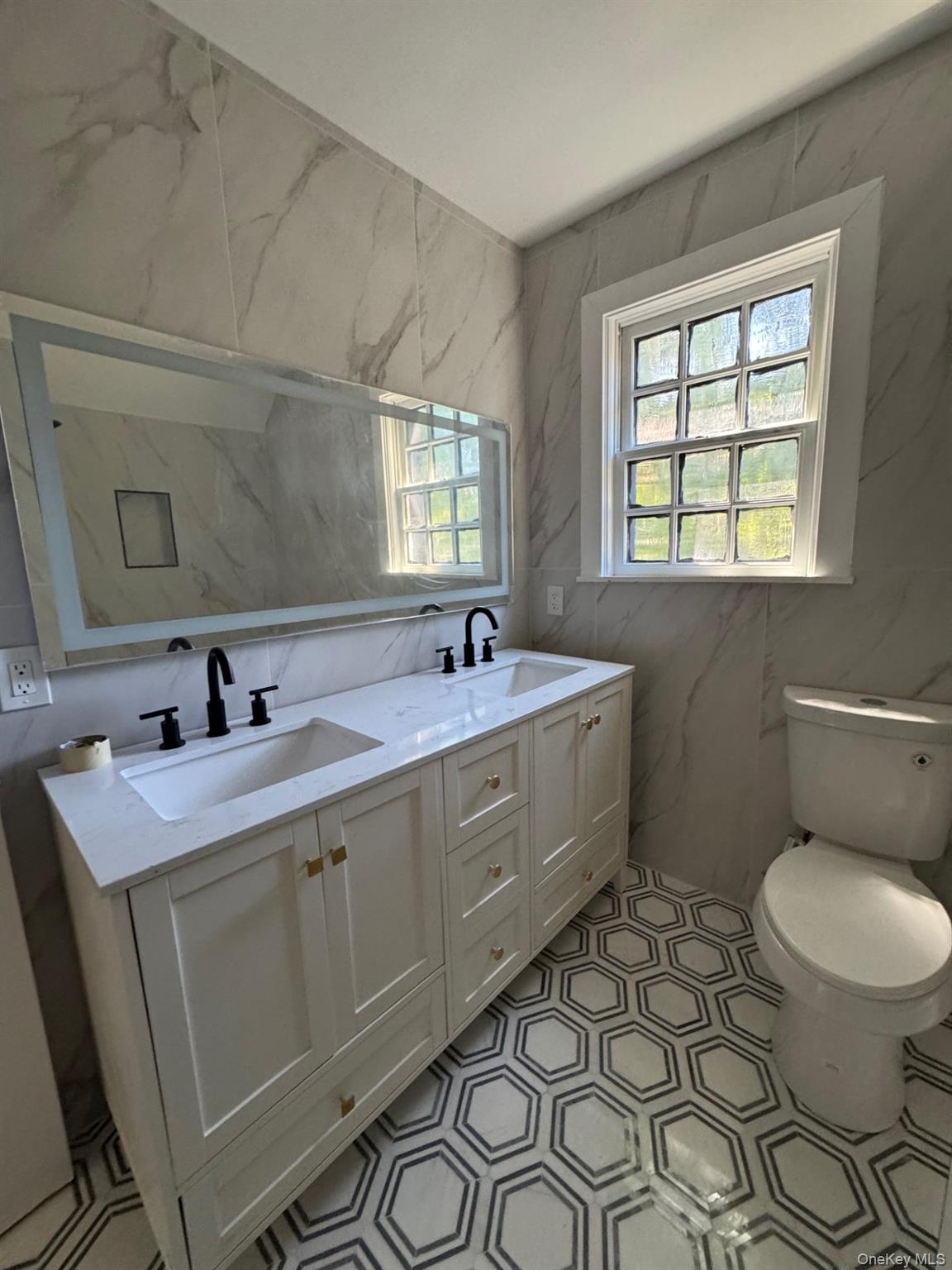 506 Midland Avenue Property Photo 12