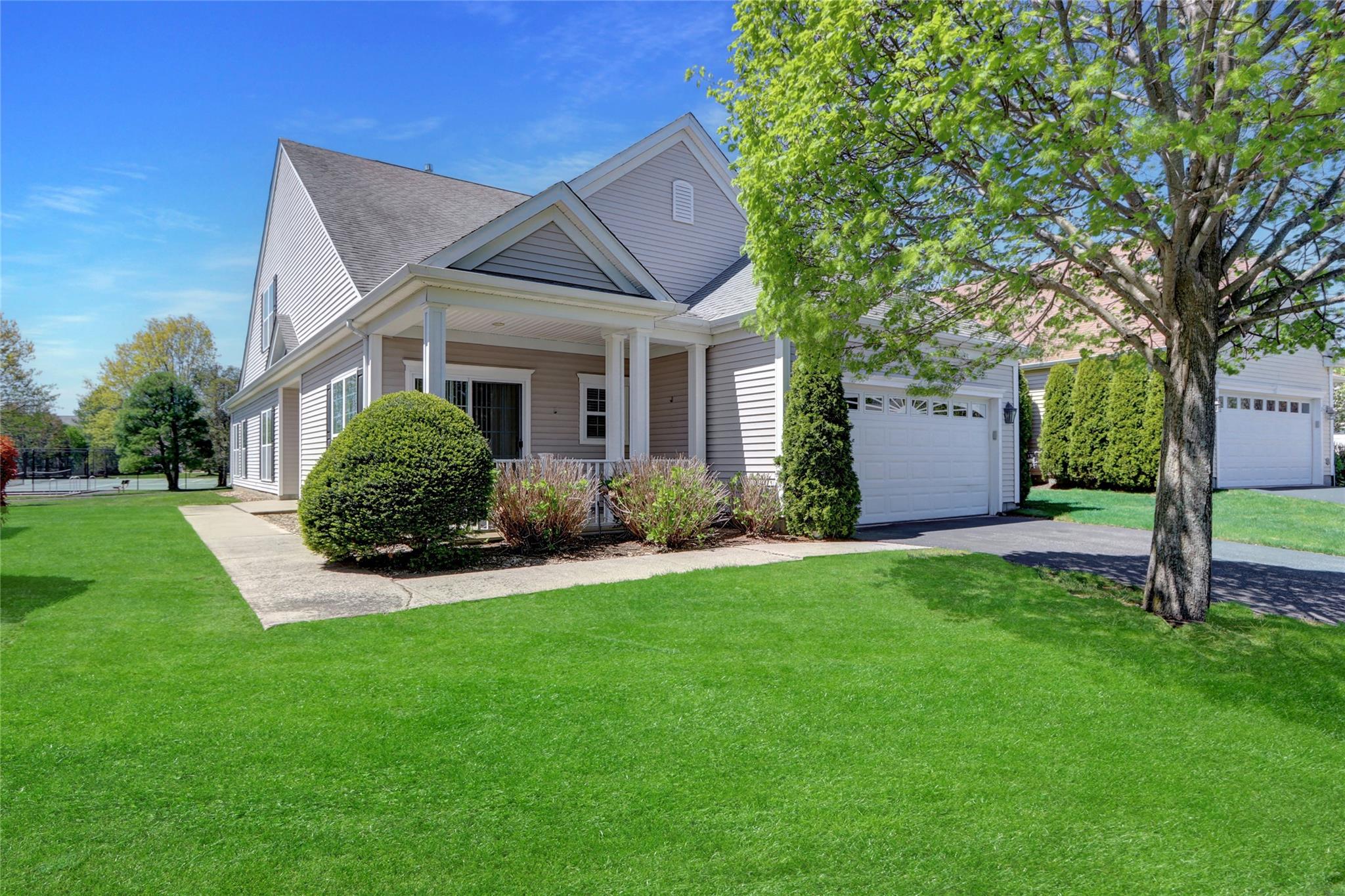 4 Oakhurst Ct Property Photo