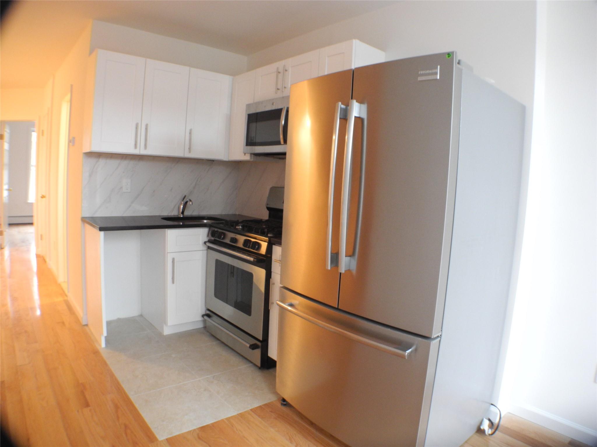 237 Madison Street Property Photo 8