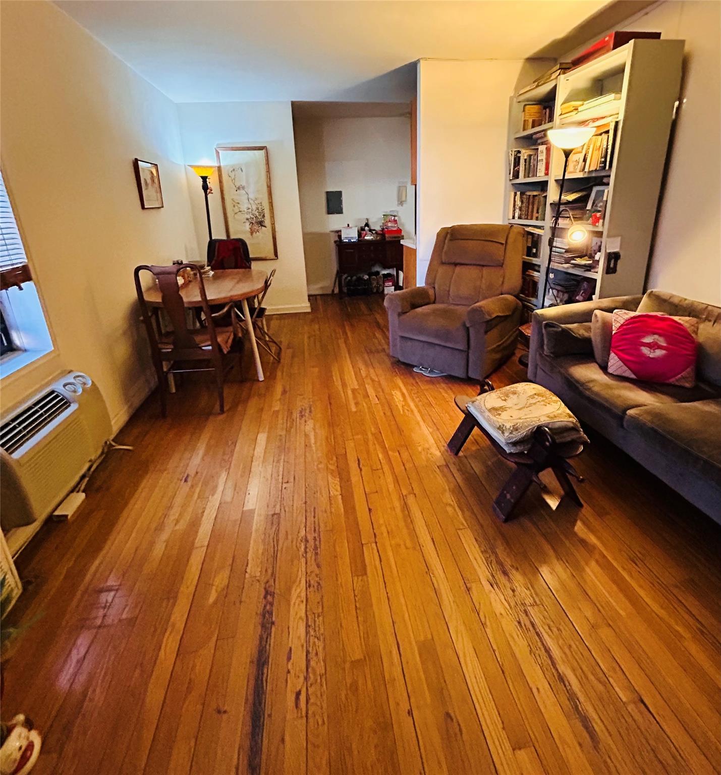 13705 Franklin Avenue 3j Property Photo 14
