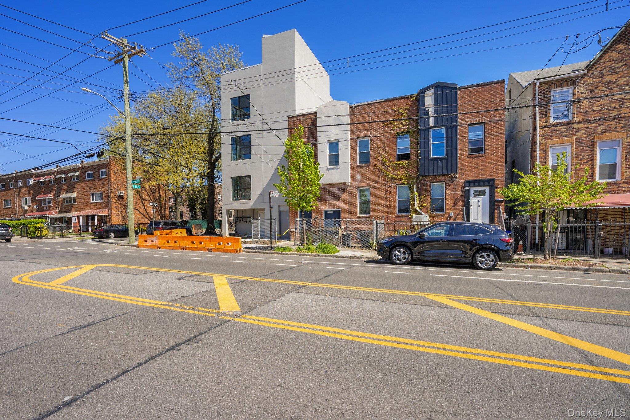 3650 Bronxwood Avenue Property Photo 2