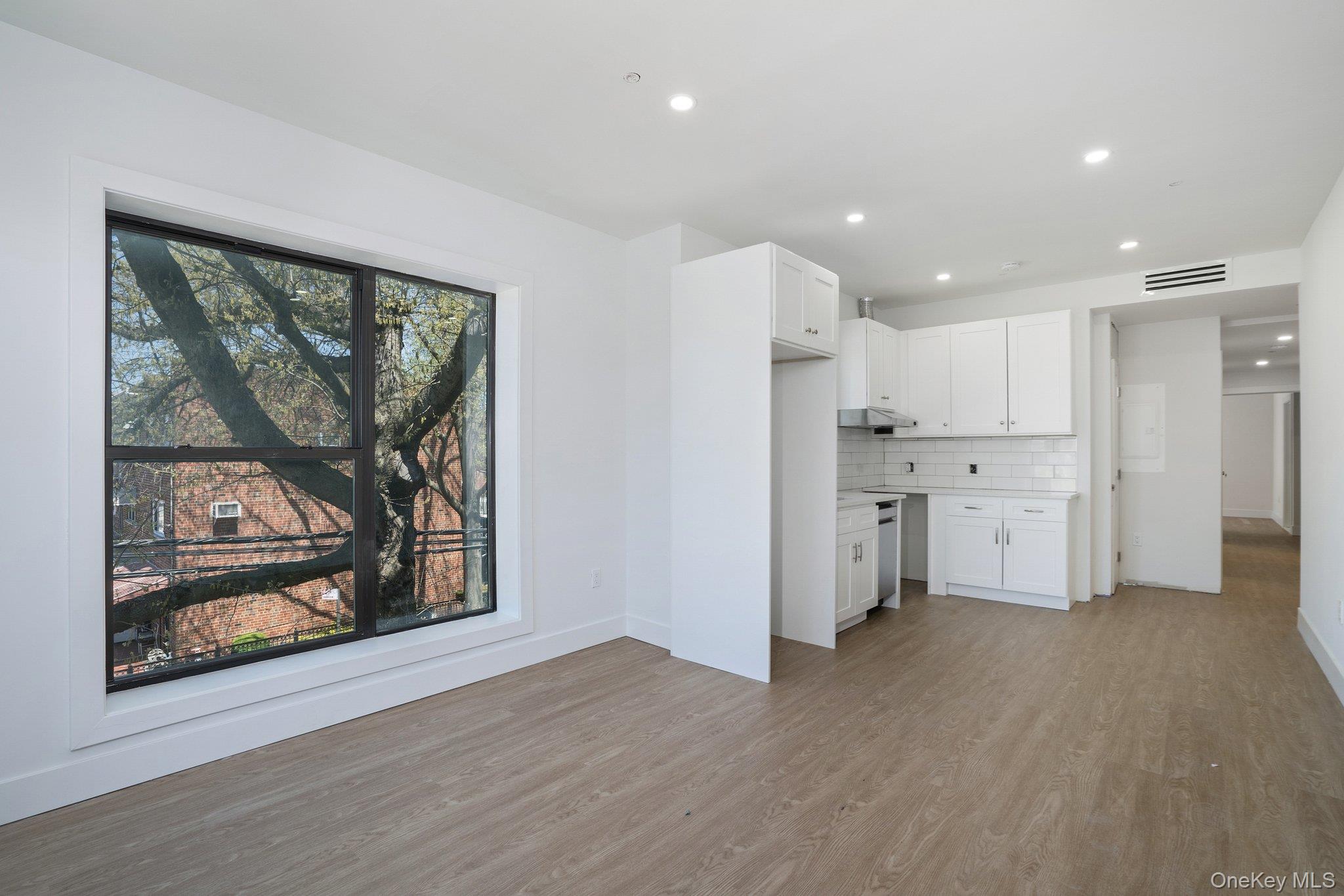 3650 Bronxwood Avenue Property Photo 15