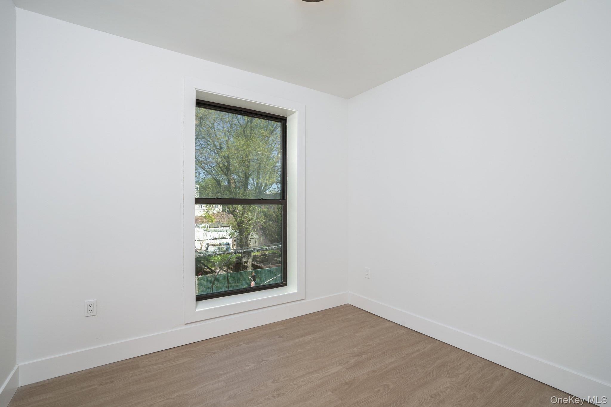 3650 Bronxwood Avenue Property Photo 20