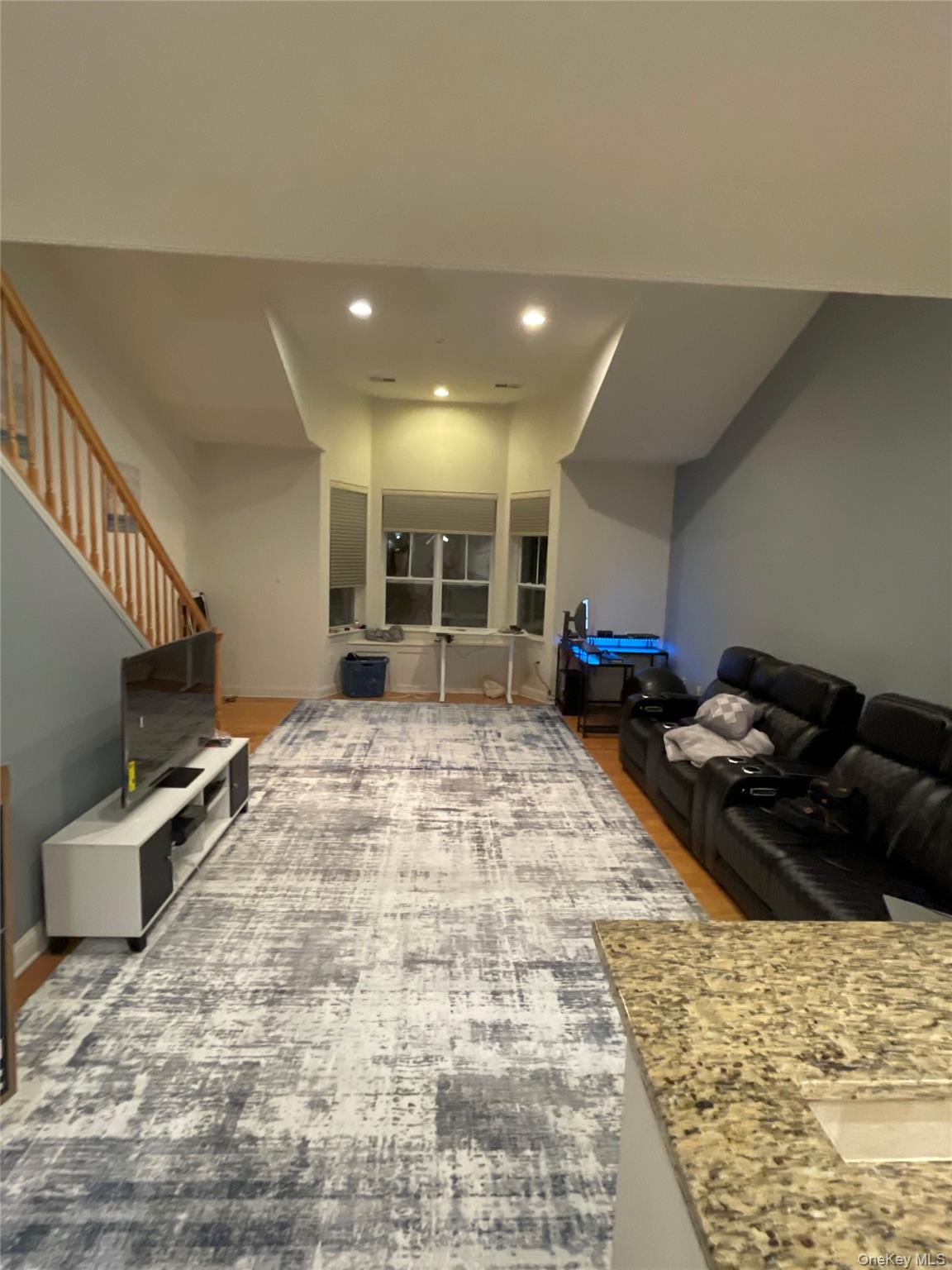 1405 Round Pointe Drive Property Photo 4