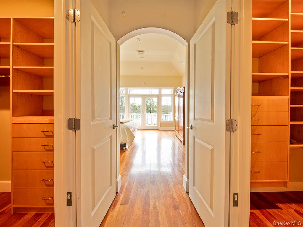 16 Deforest Drive Property Photo 13