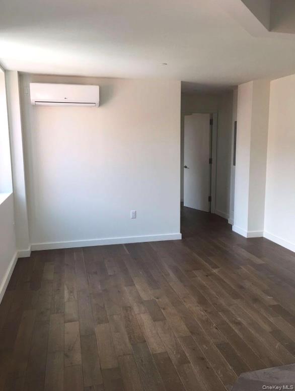 87-22 51st Avenue 4e Property Photo 2