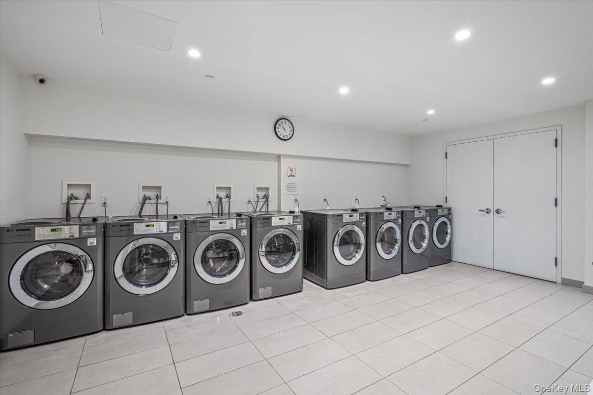 87-22 51st Avenue 4e Property Photo 5