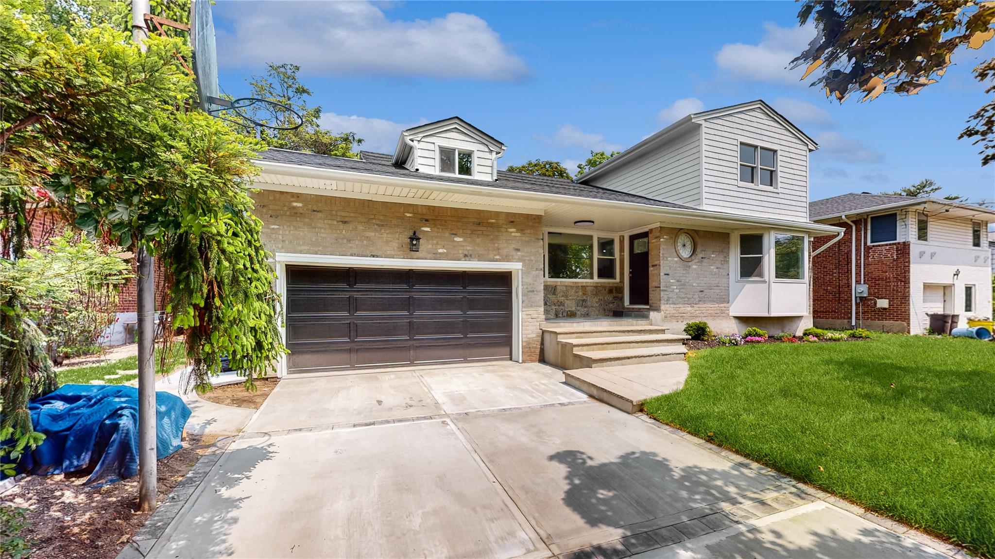 706 Longacre Avenue Property Photo