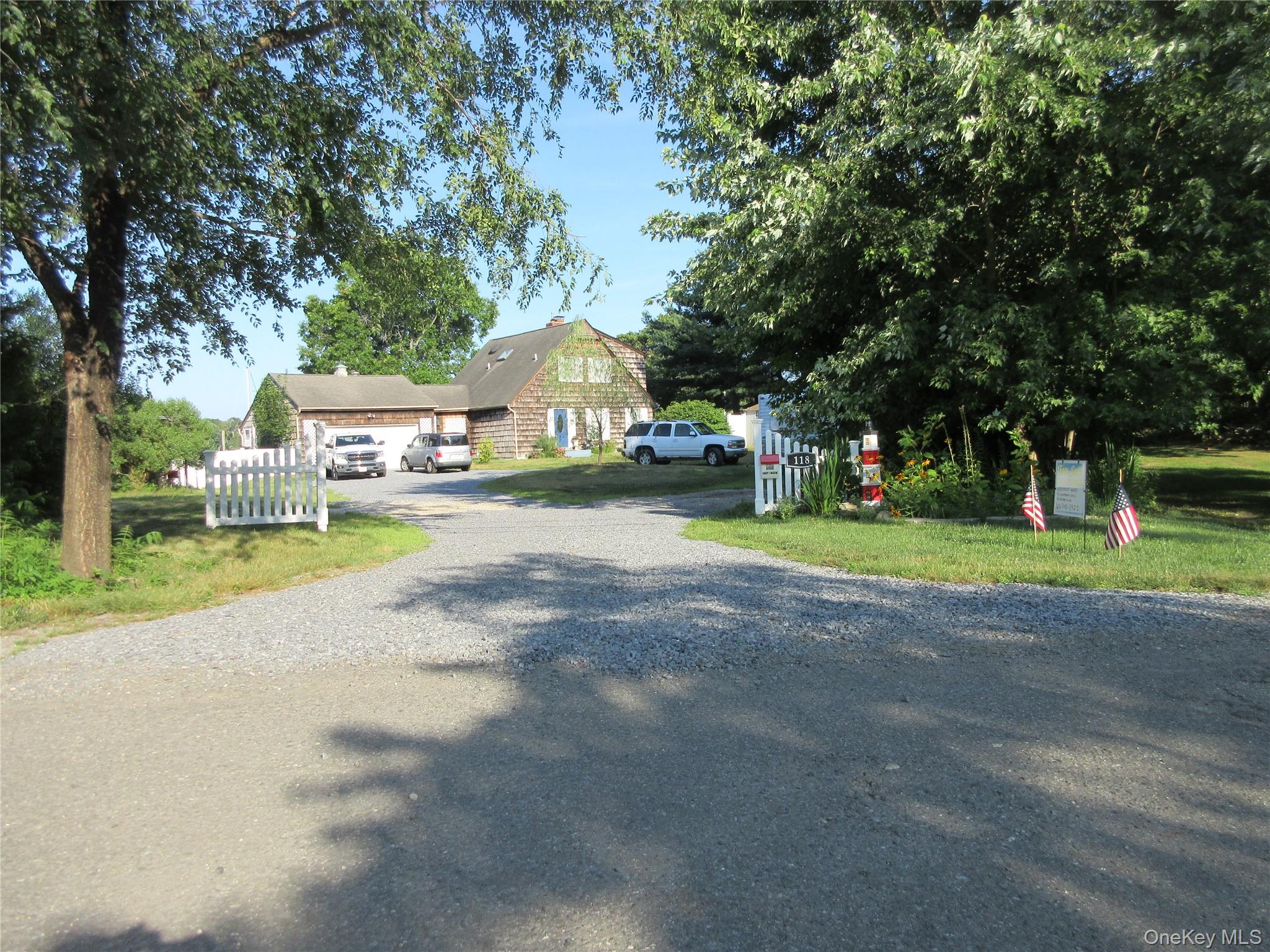 118 Overlook Drive Property Photo 2