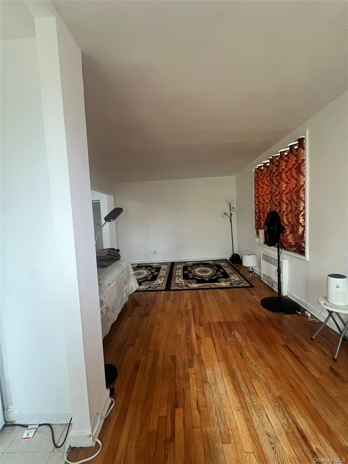 84-23 Manton Street 4a Property Photo 10