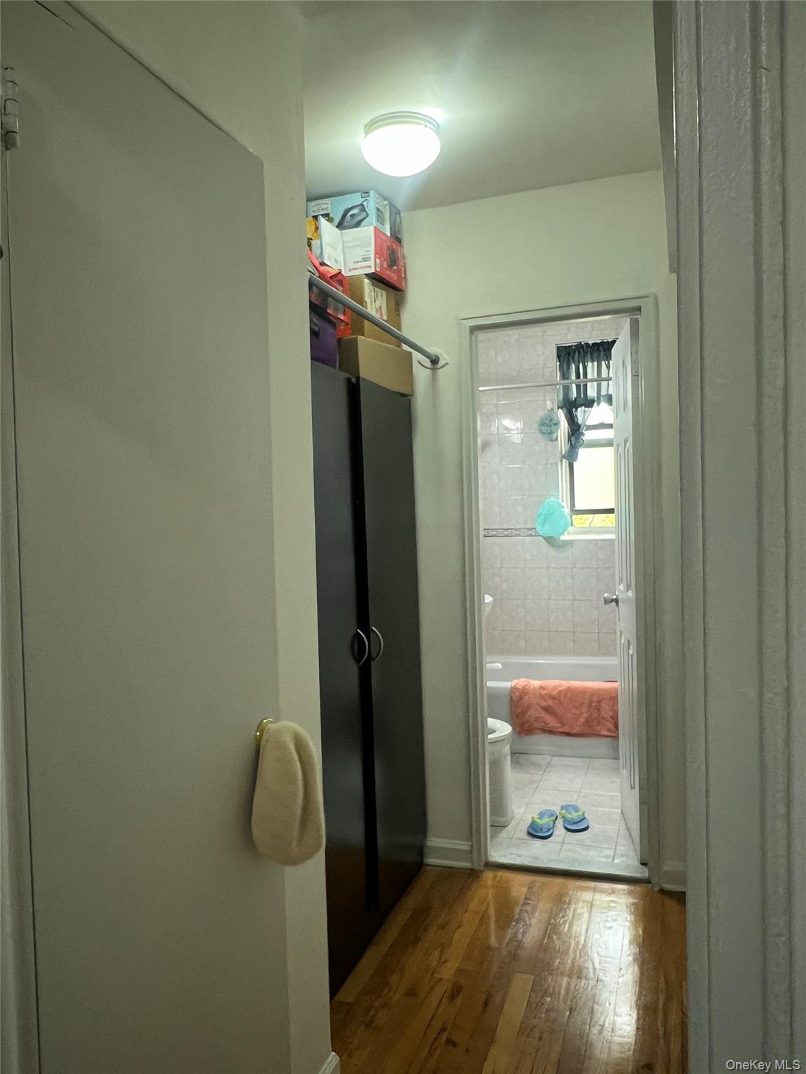 84-23 Manton Street 4a Property Photo 15
