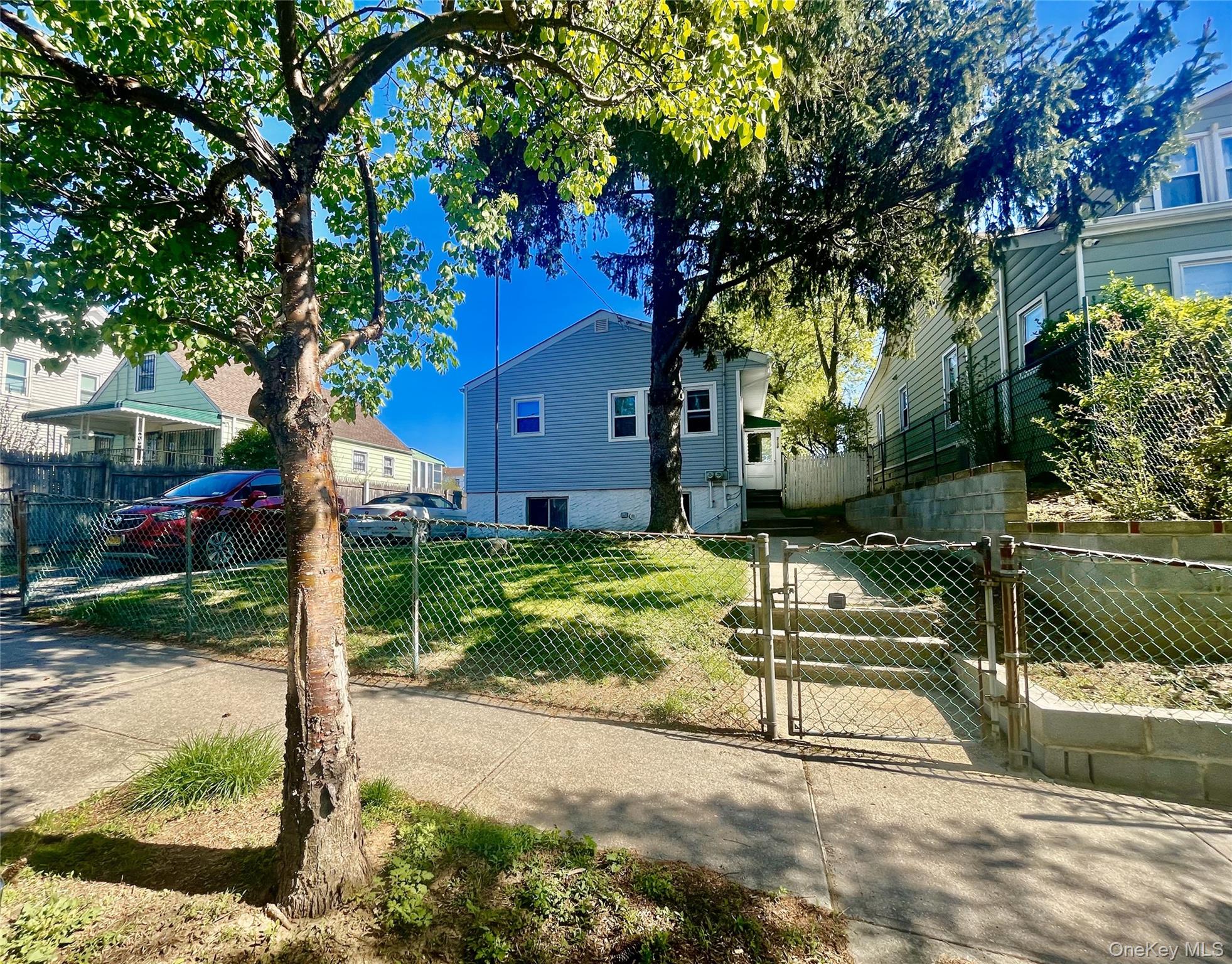2130 Hermany Avenue Property Photo 2