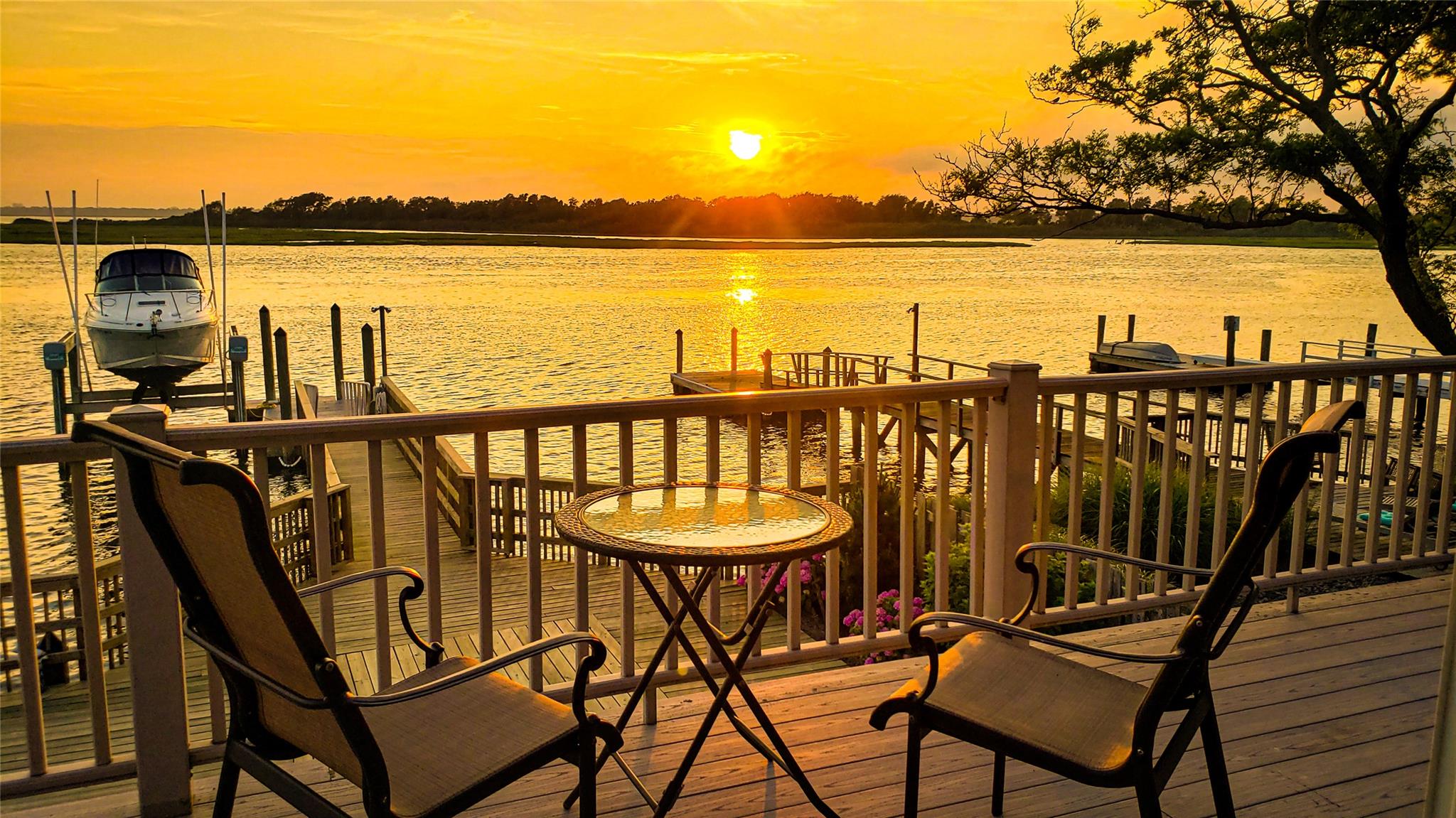 208 Block Lane Property Photo 1