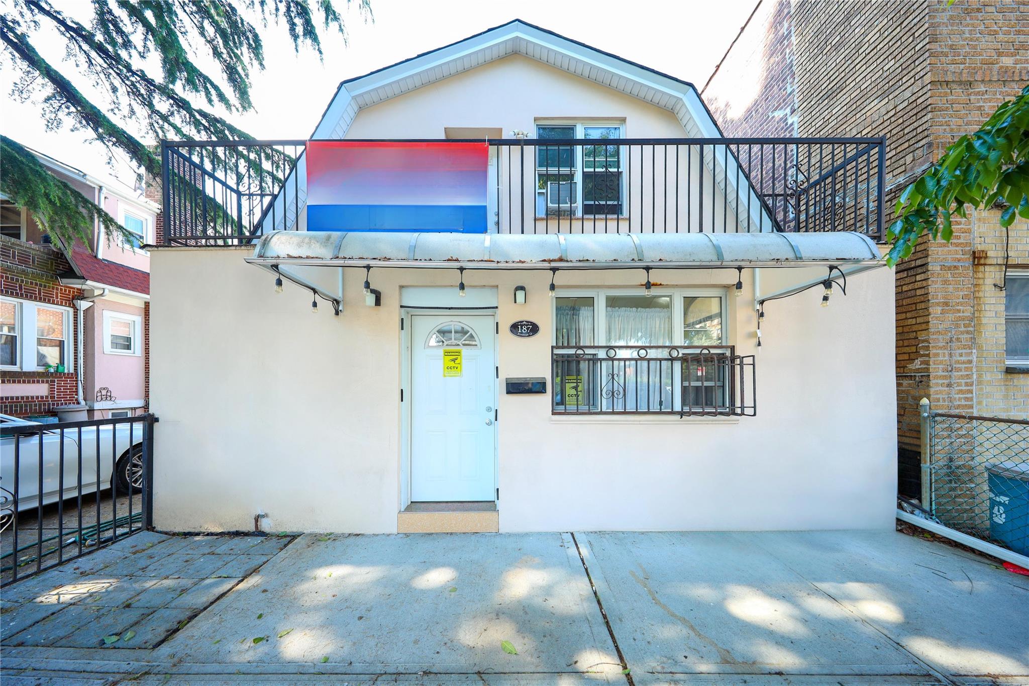 187 Avenue O Property Photo 1