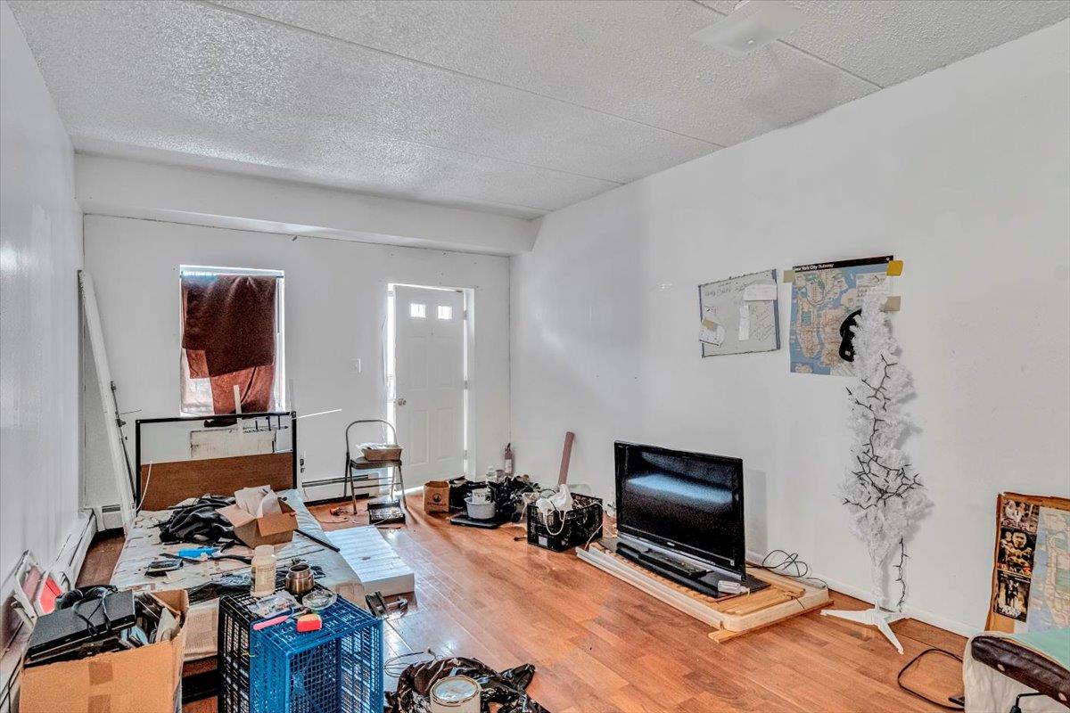 1068 Woodycrest Avenue Property Photo 12