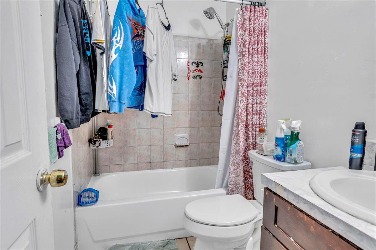 1068 Woodycrest Avenue Property Photo 15