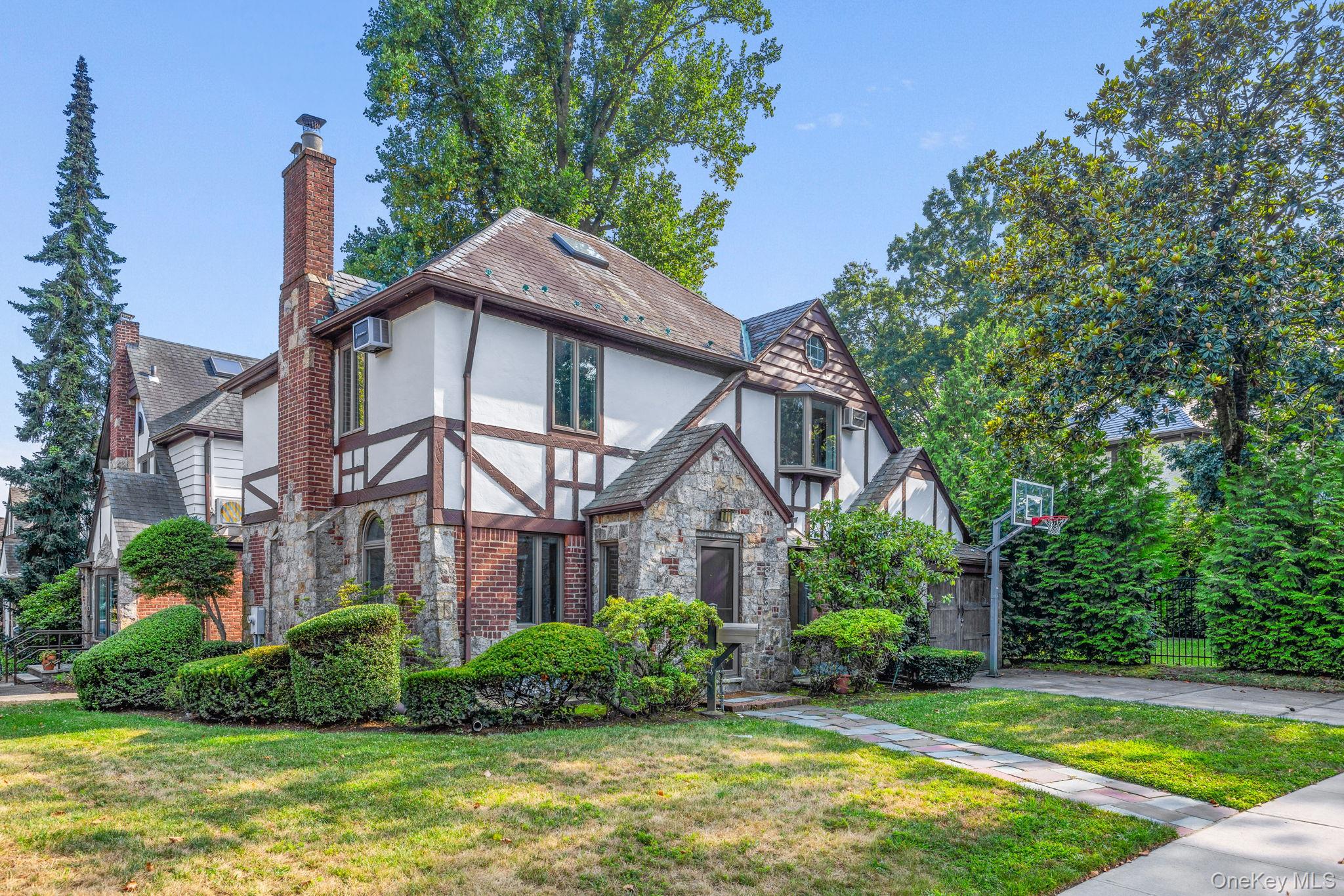 8702 Chevy Chase Street Property Photo 1
