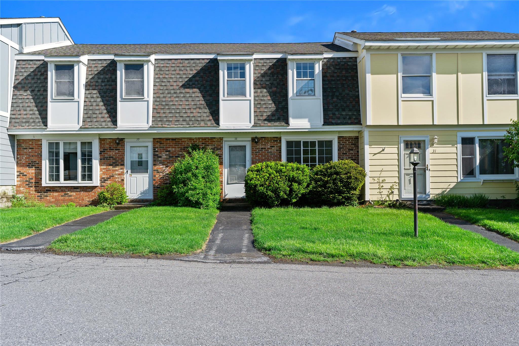38 Sunny Brook Circle Property Photo 1
