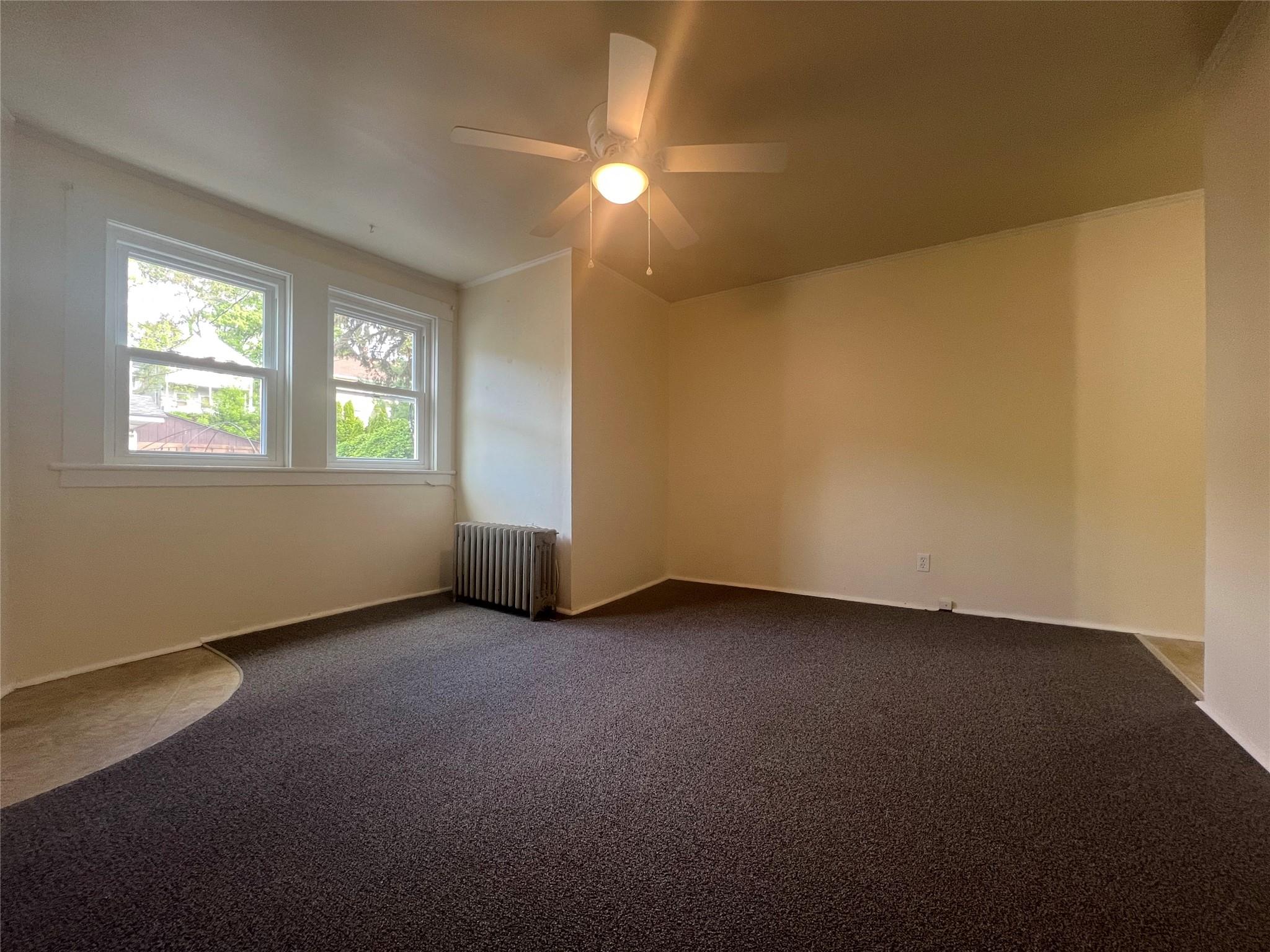 44 Center St Property Photo 1