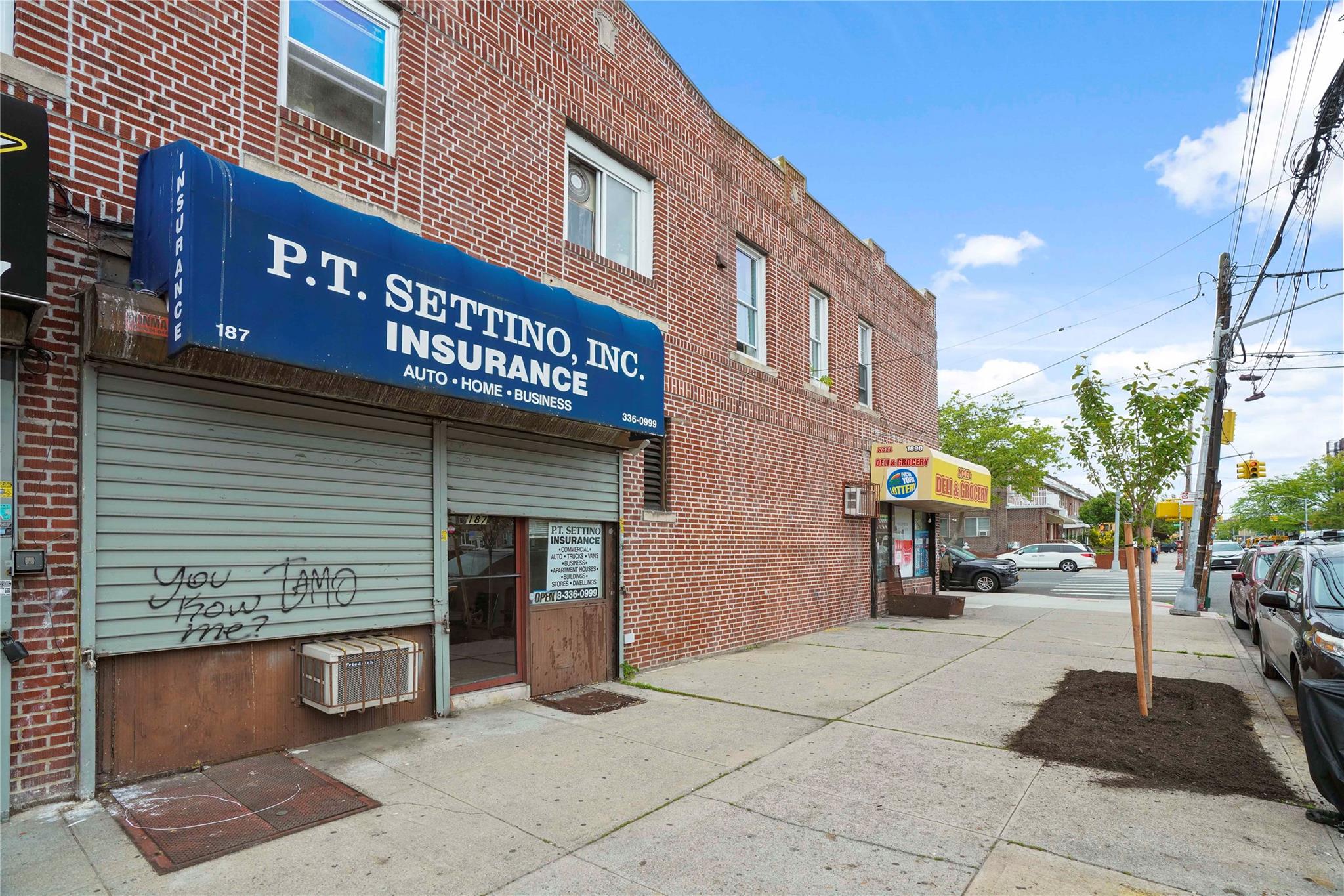 1890 W 6th Street Property Photo 5