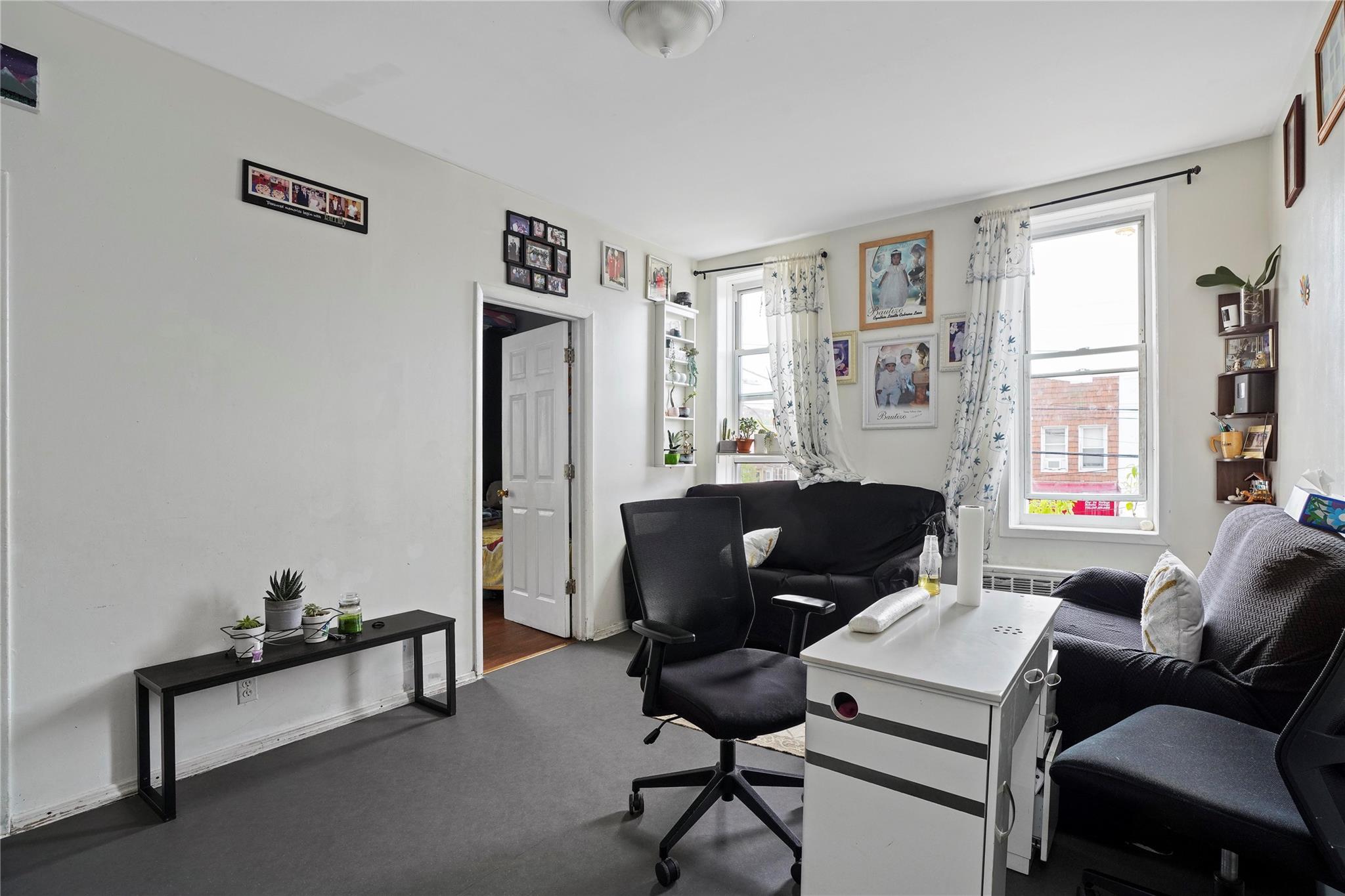 1890 W 6th Street Property Photo 14
