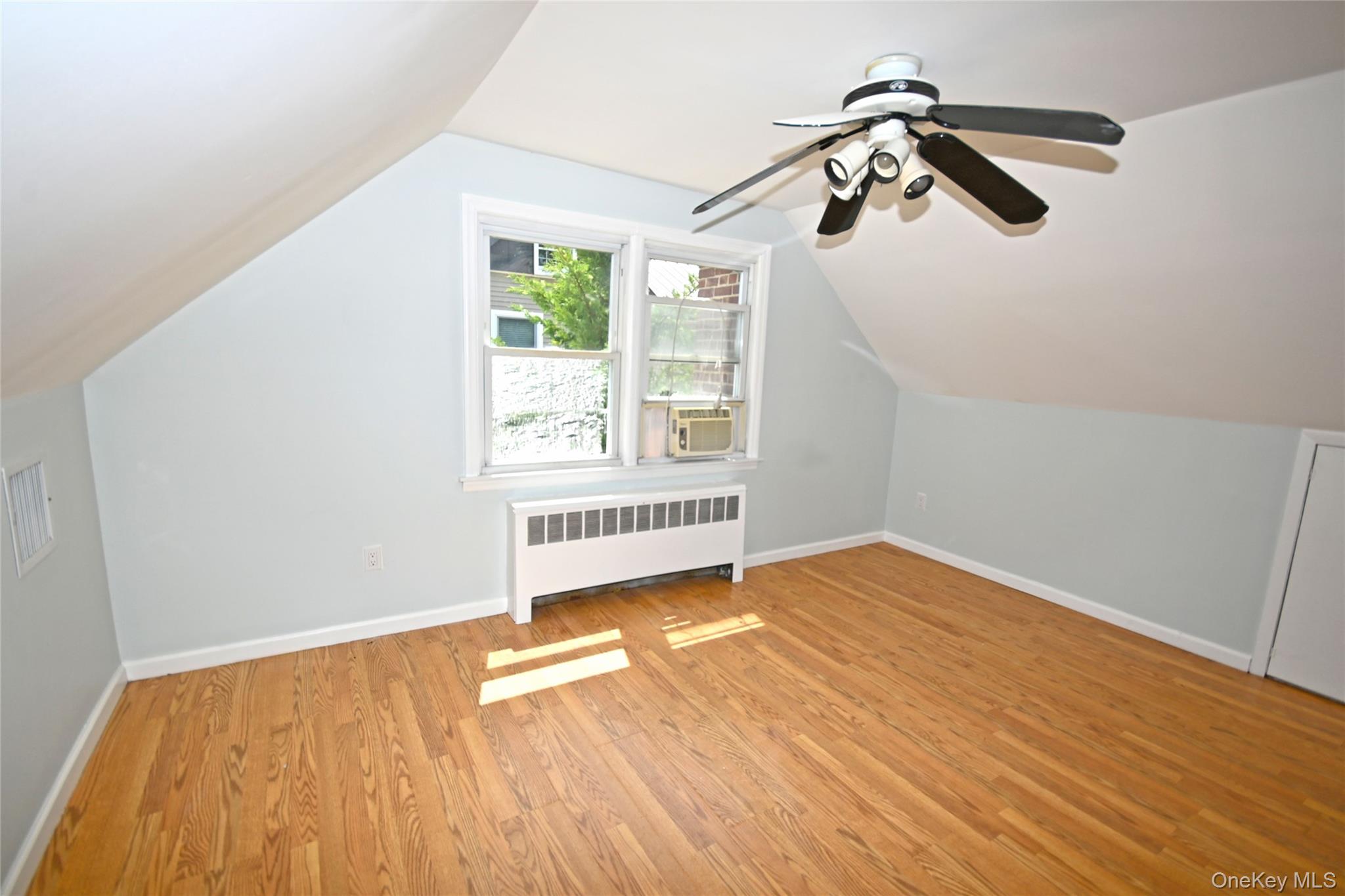 2198 Willow Street Property Photo 48