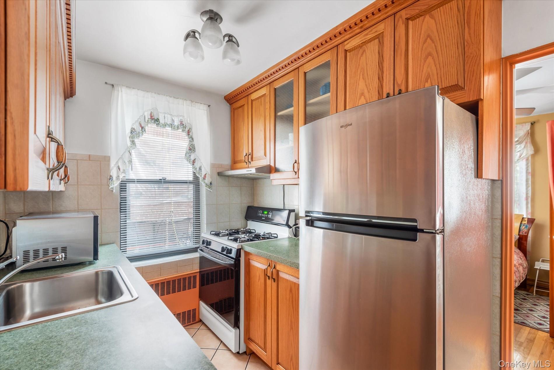 83-75 Woodhaven Boulevard 1e Property Photo 5