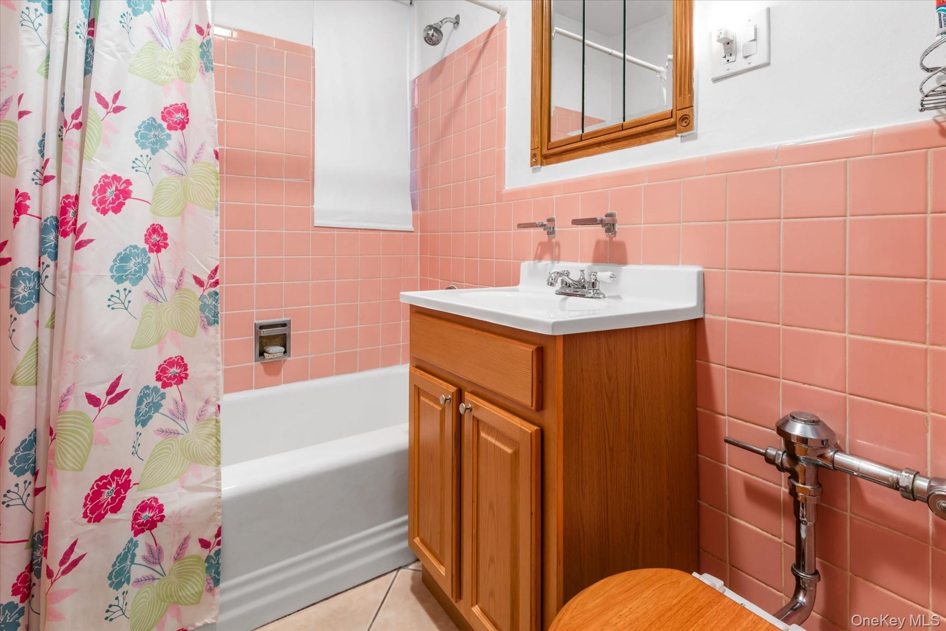 83-75 Woodhaven Boulevard 1e Property Photo 10