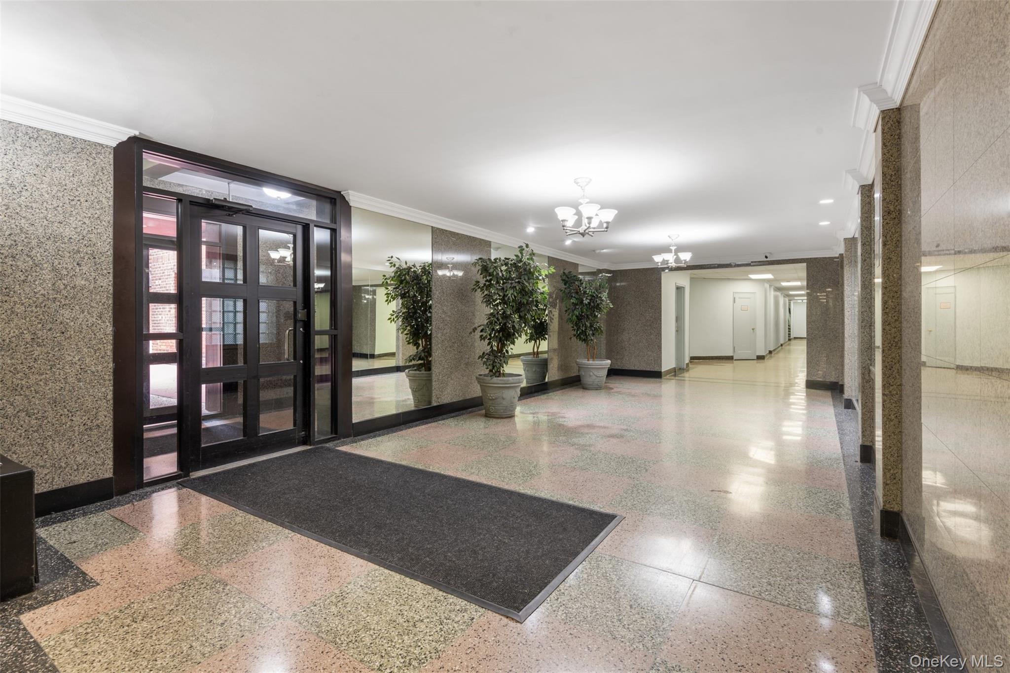 83-75 Woodhaven Boulevard 1e Property Photo 12