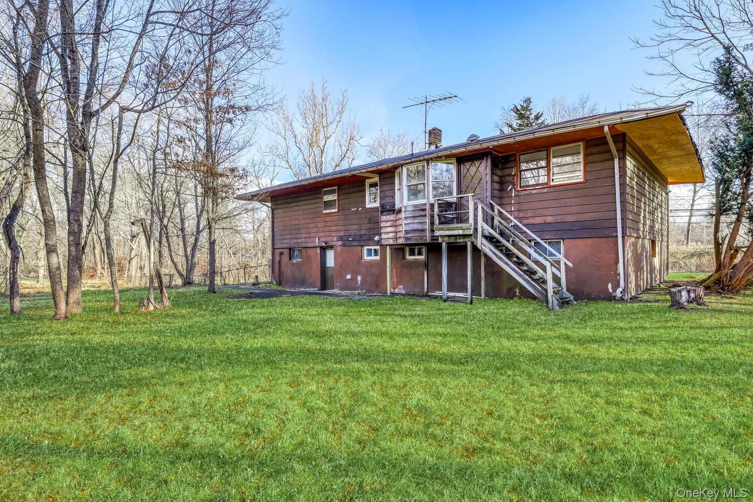 3 Camp Hill Road Property Photo 5
