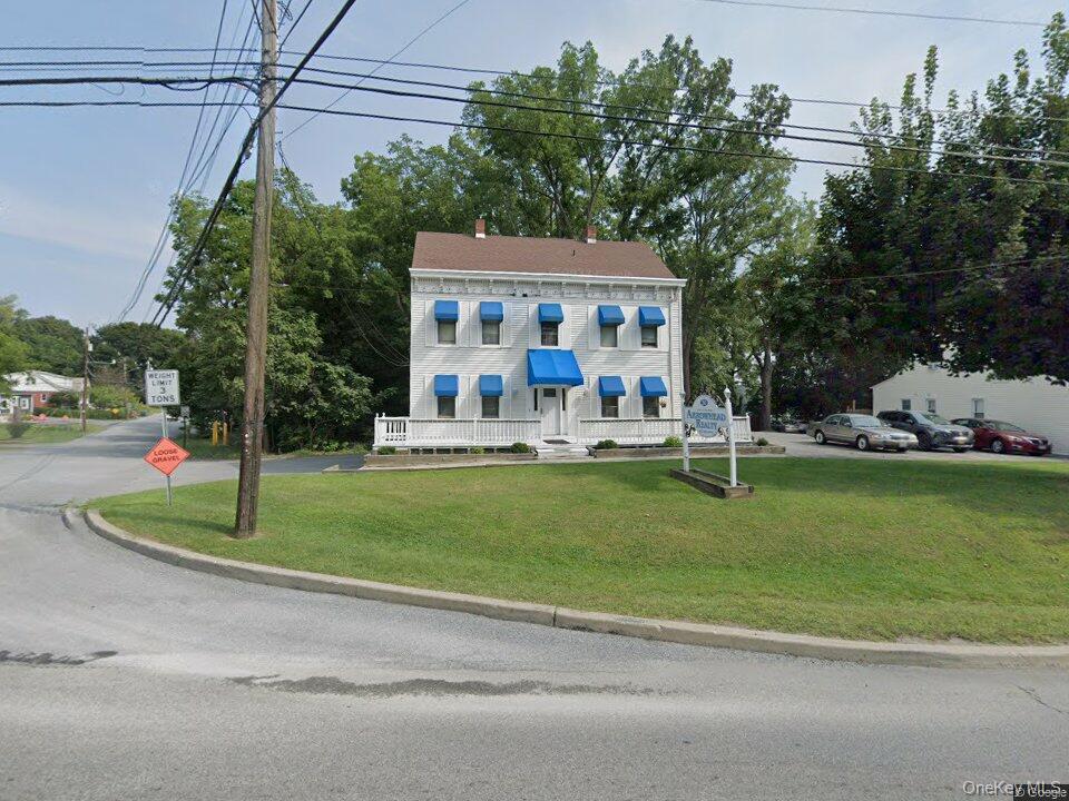 30 Route 17k Property Photo 1