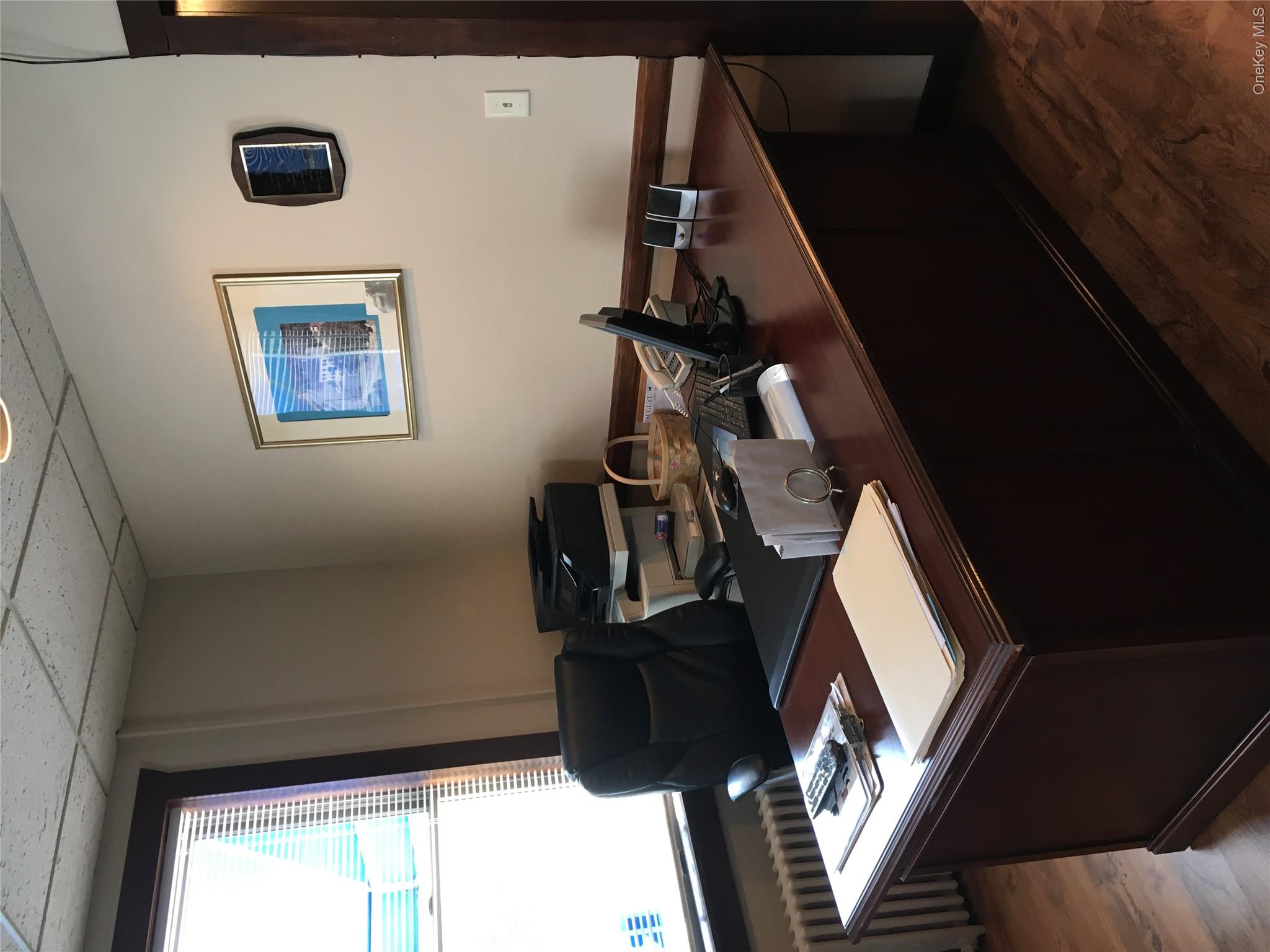 30 Route 17k Property Photo 3