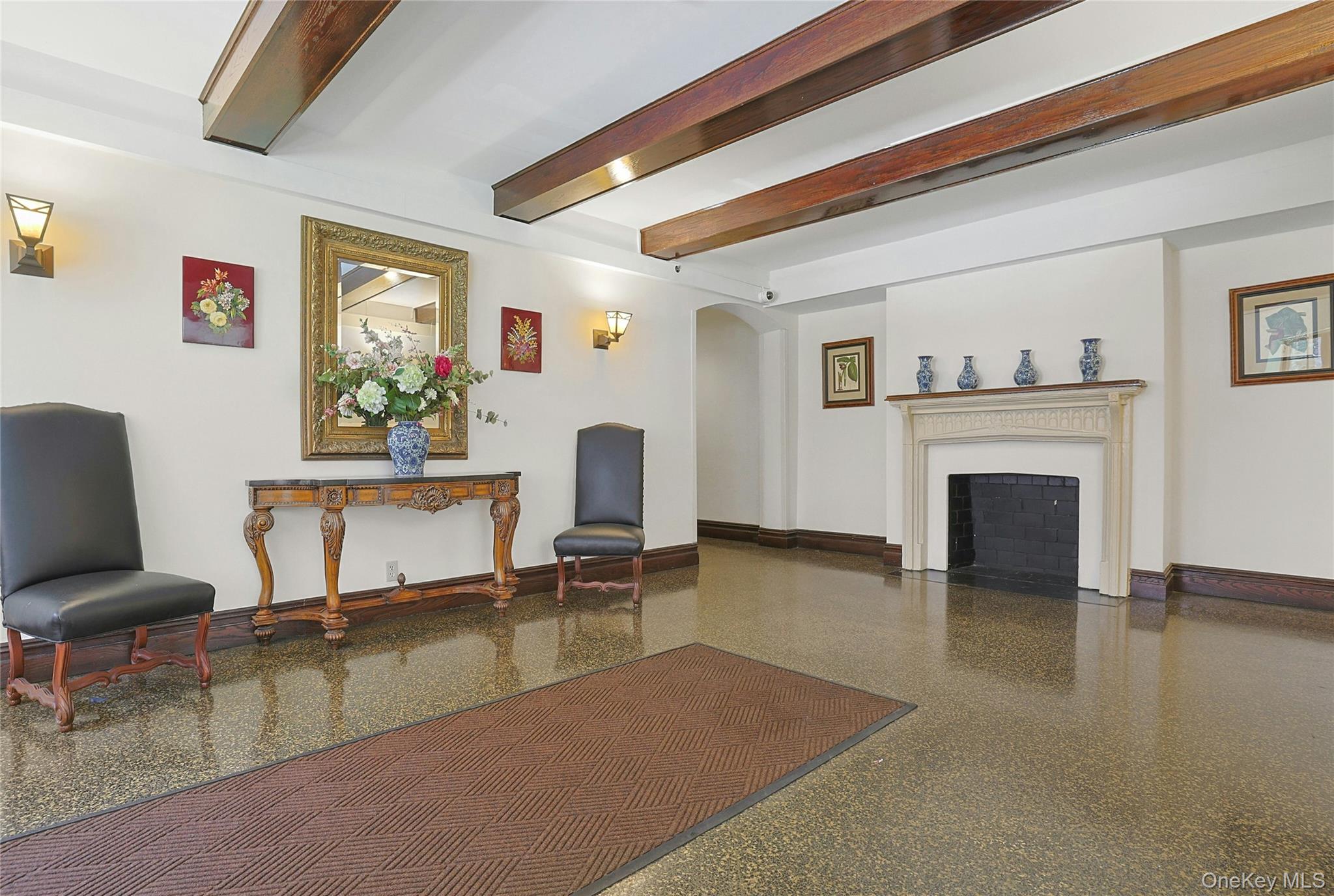 68 E Hartsdale Avenue 4j Property Photo 20