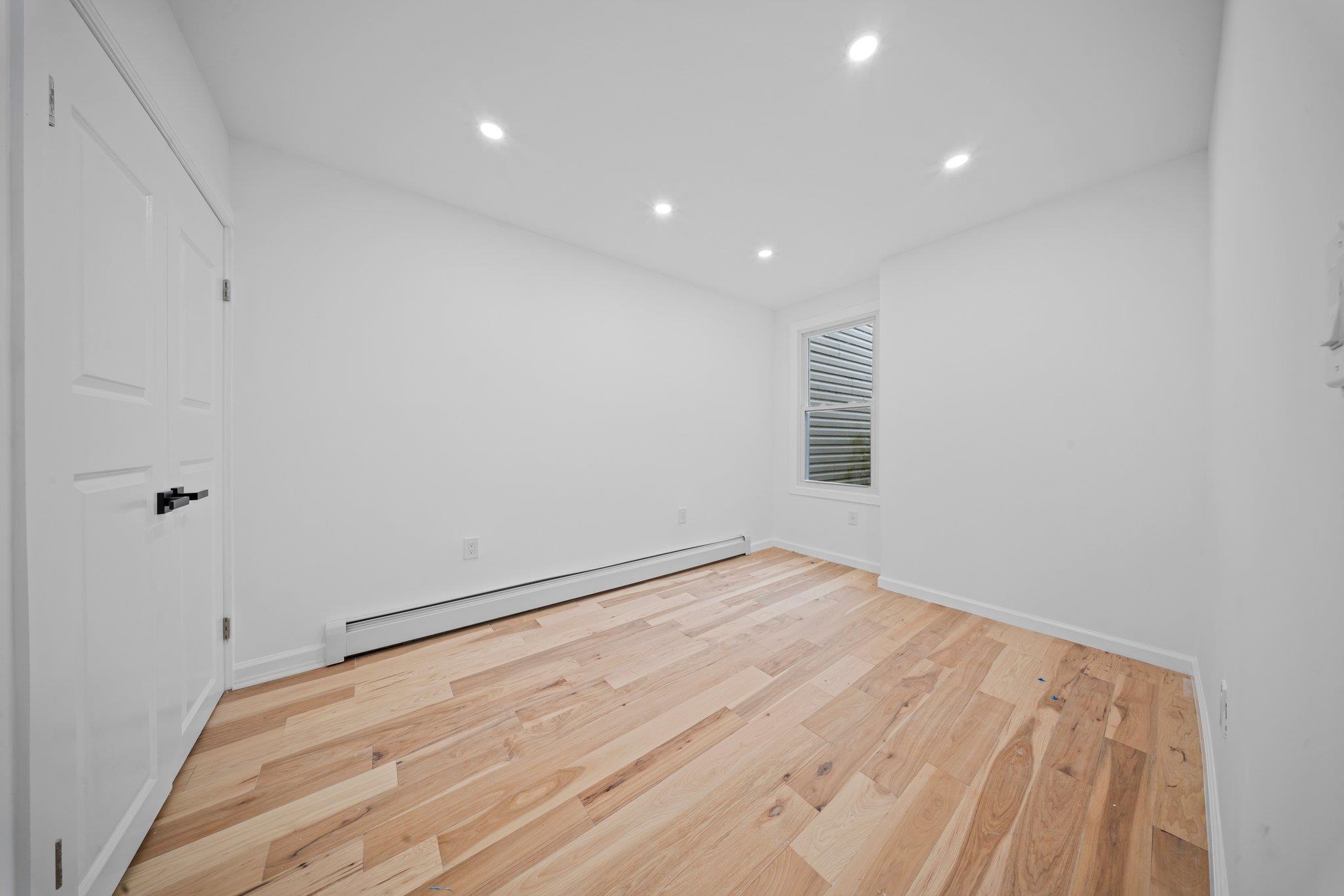 3763 Barnes Avenue Property Photo 5