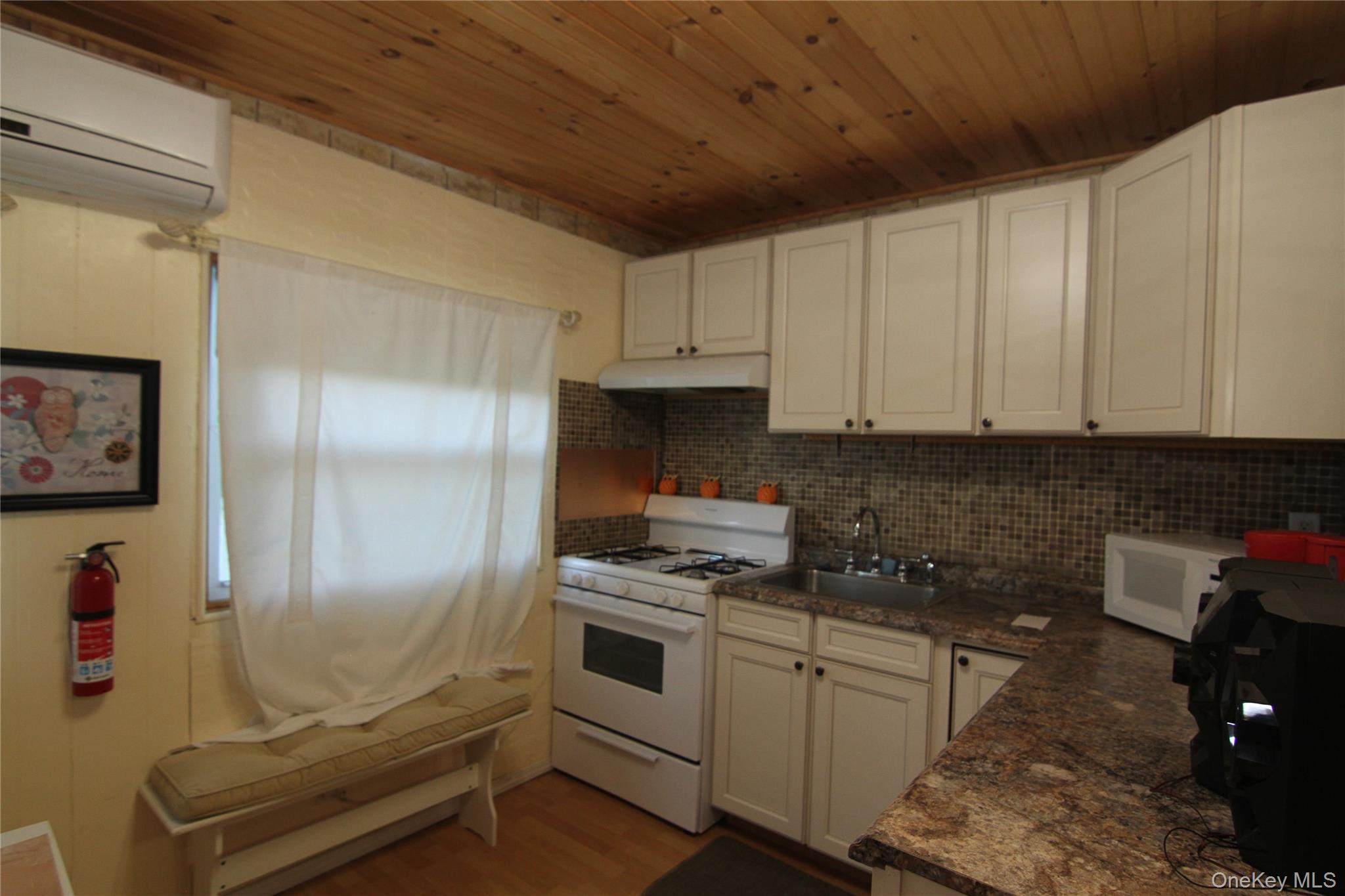 191 Sylvan Lake Road 16 Property Photo 20
