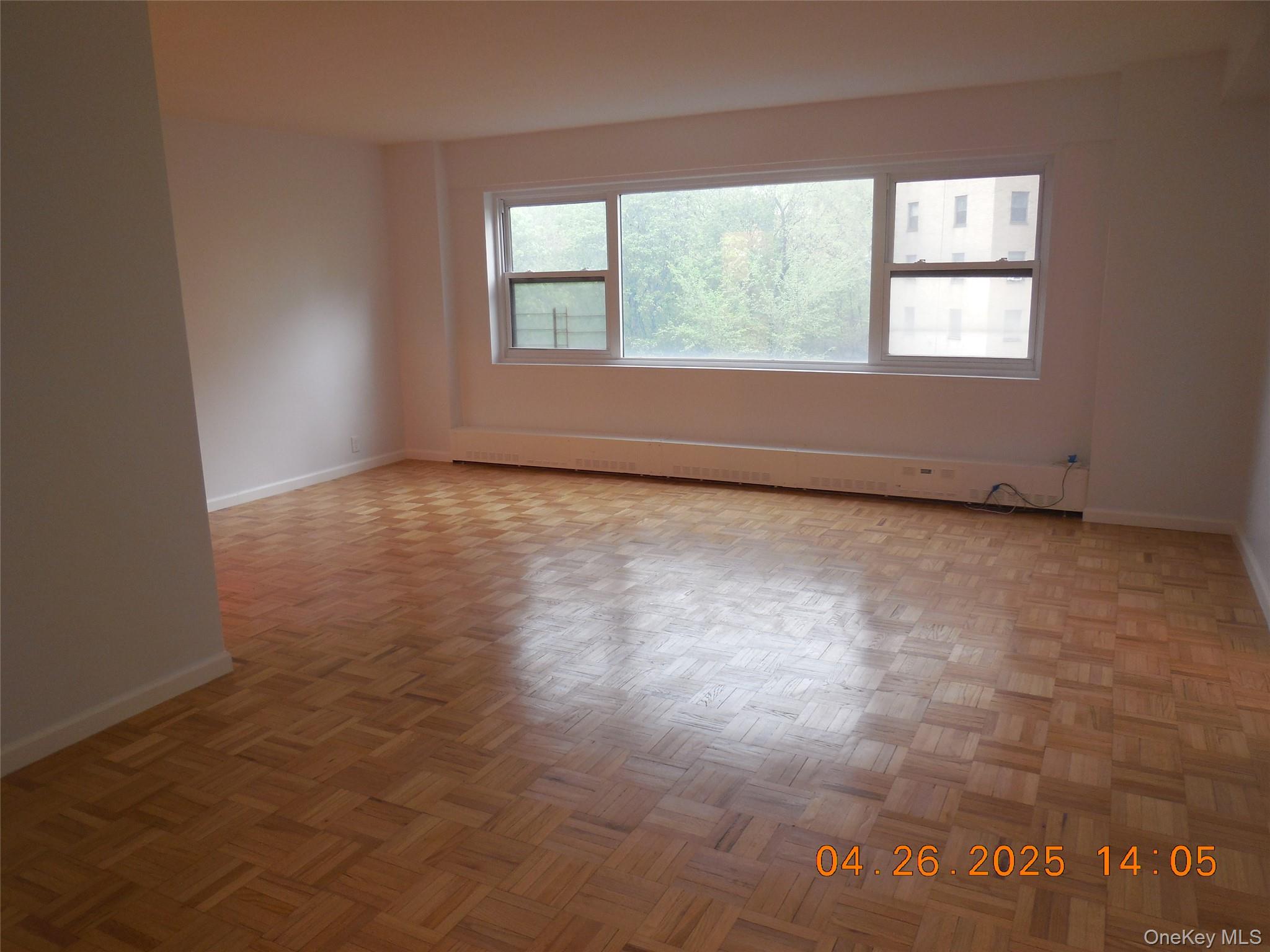 4 Fordham Hill Oval 5e Property Photo 5
