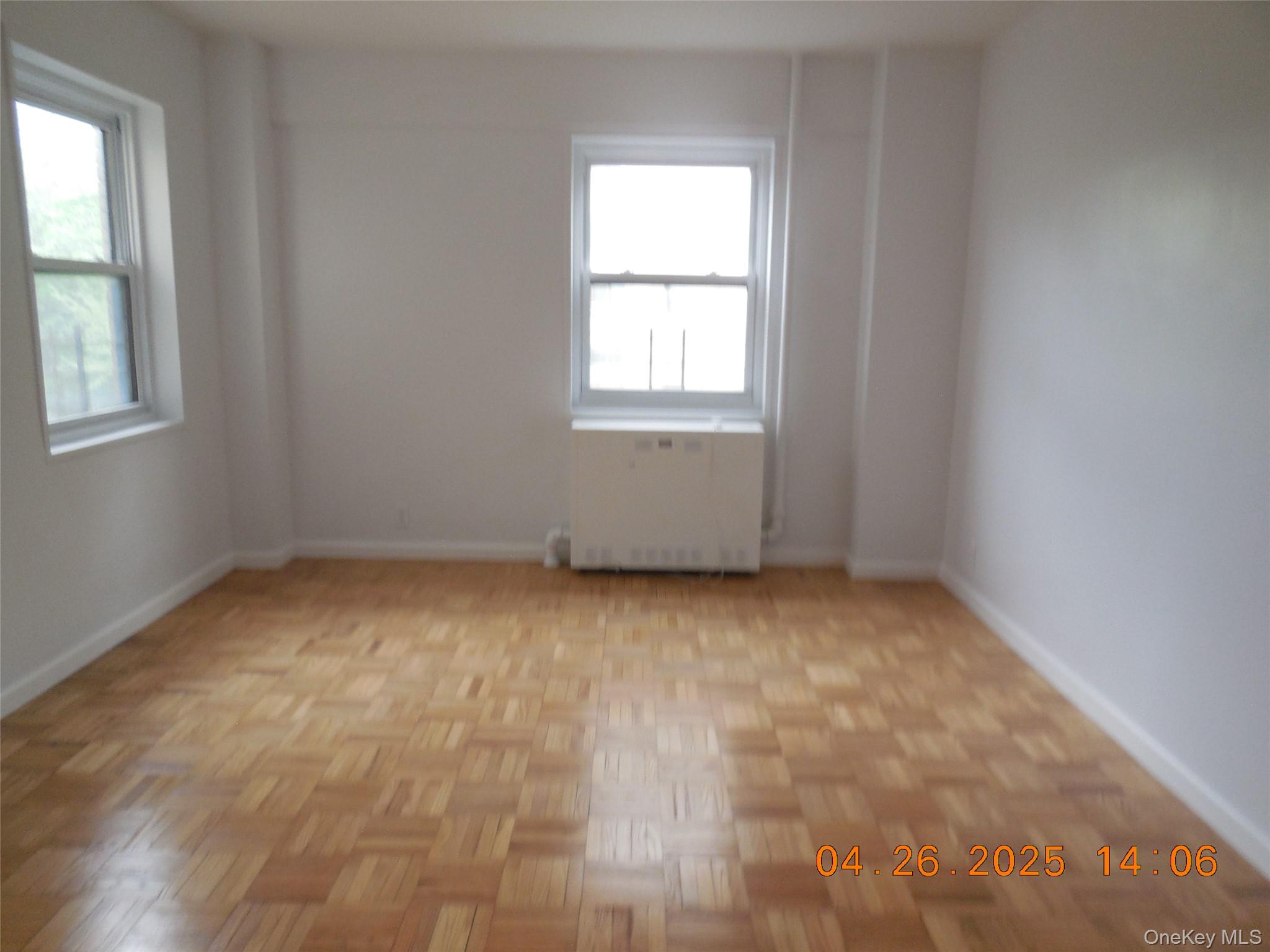 4 Fordham Hill Oval 5e Property Photo 9
