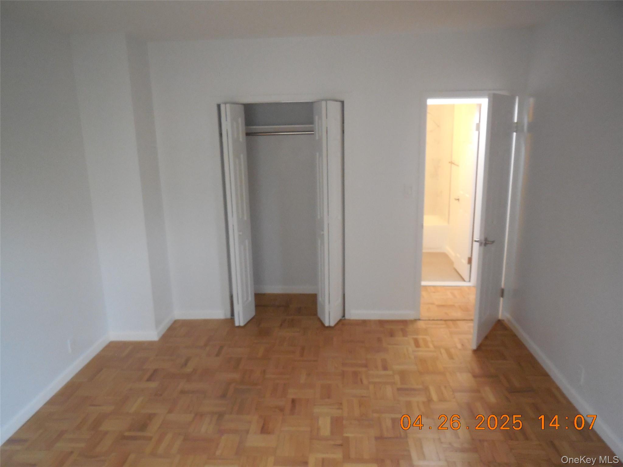 4 Fordham Hill Oval 5e Property Photo 10