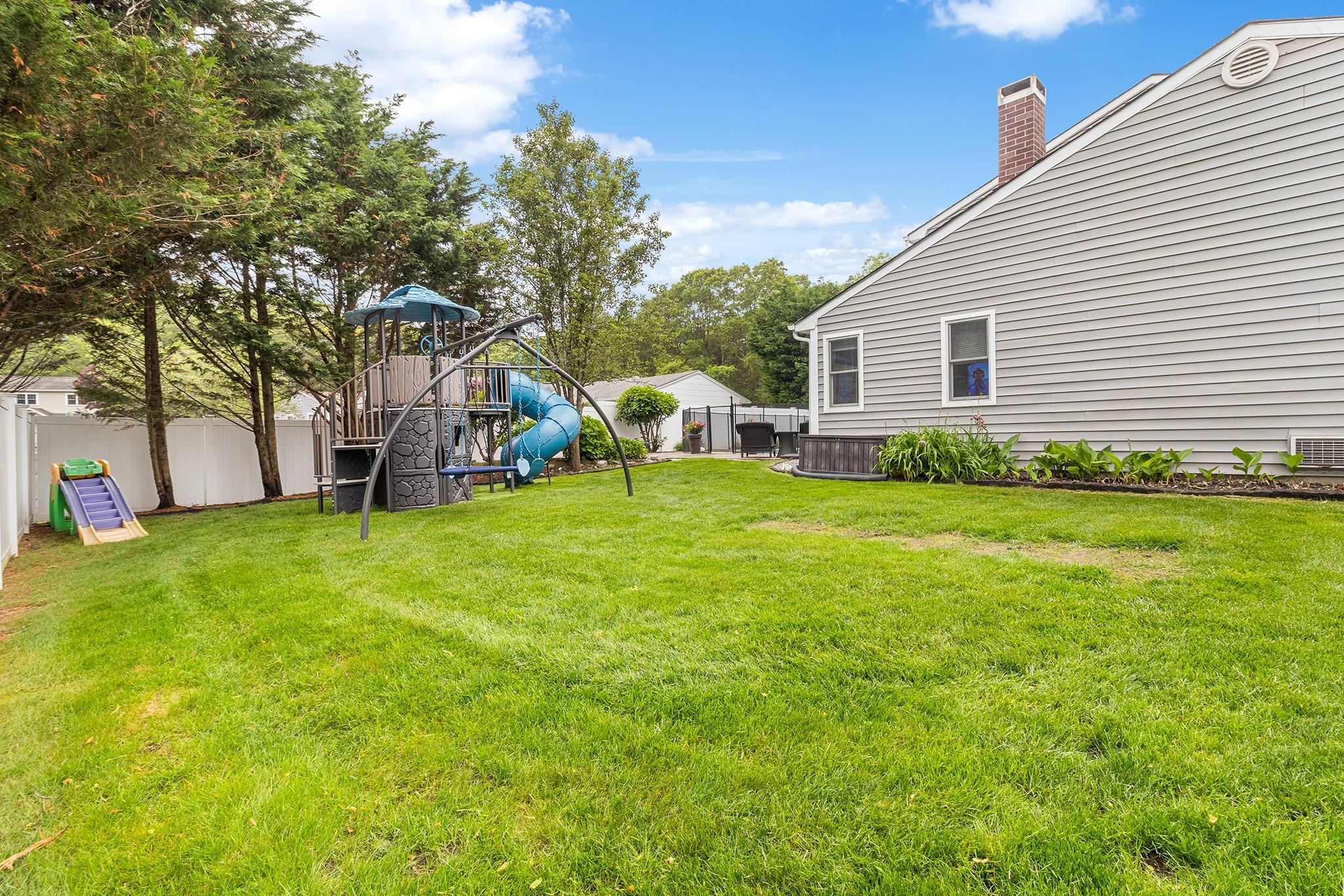 8 Arlene Street Property Photo 41