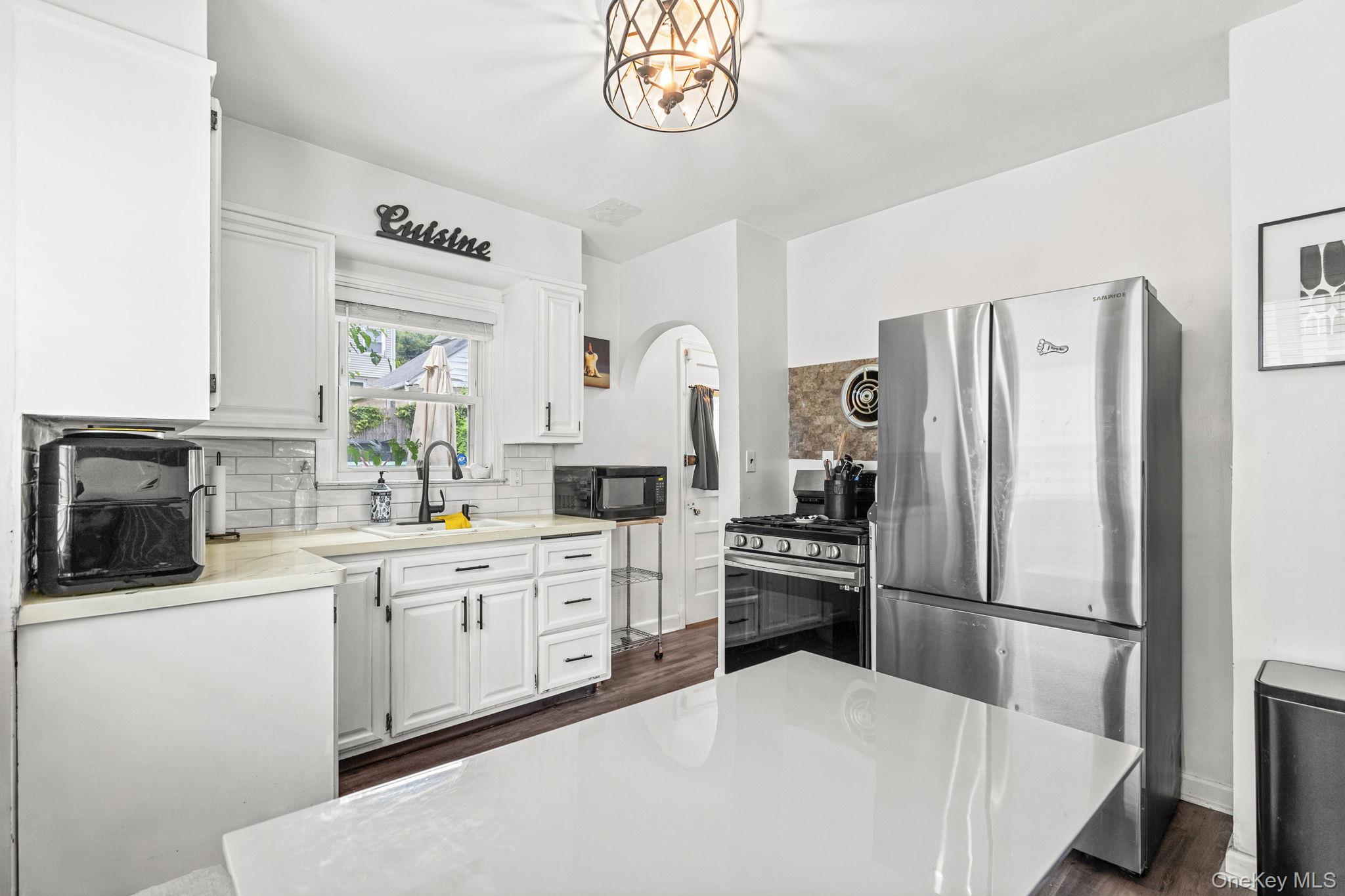 66 Murray Avenue Property Photo 6