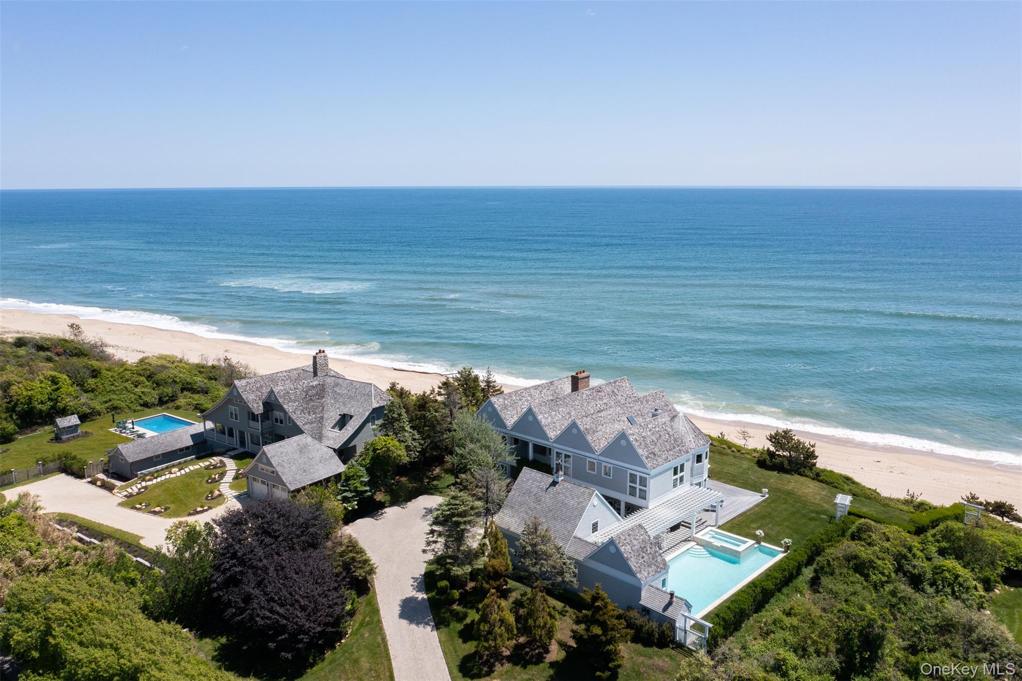 390 Old Montauk Highway Property Photo 1