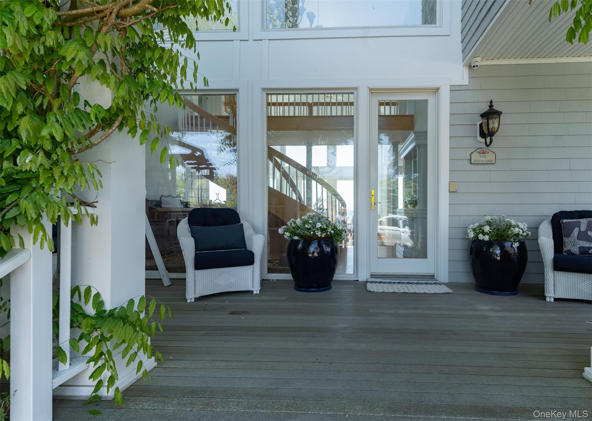 390 Old Montauk Highway Property Photo 7