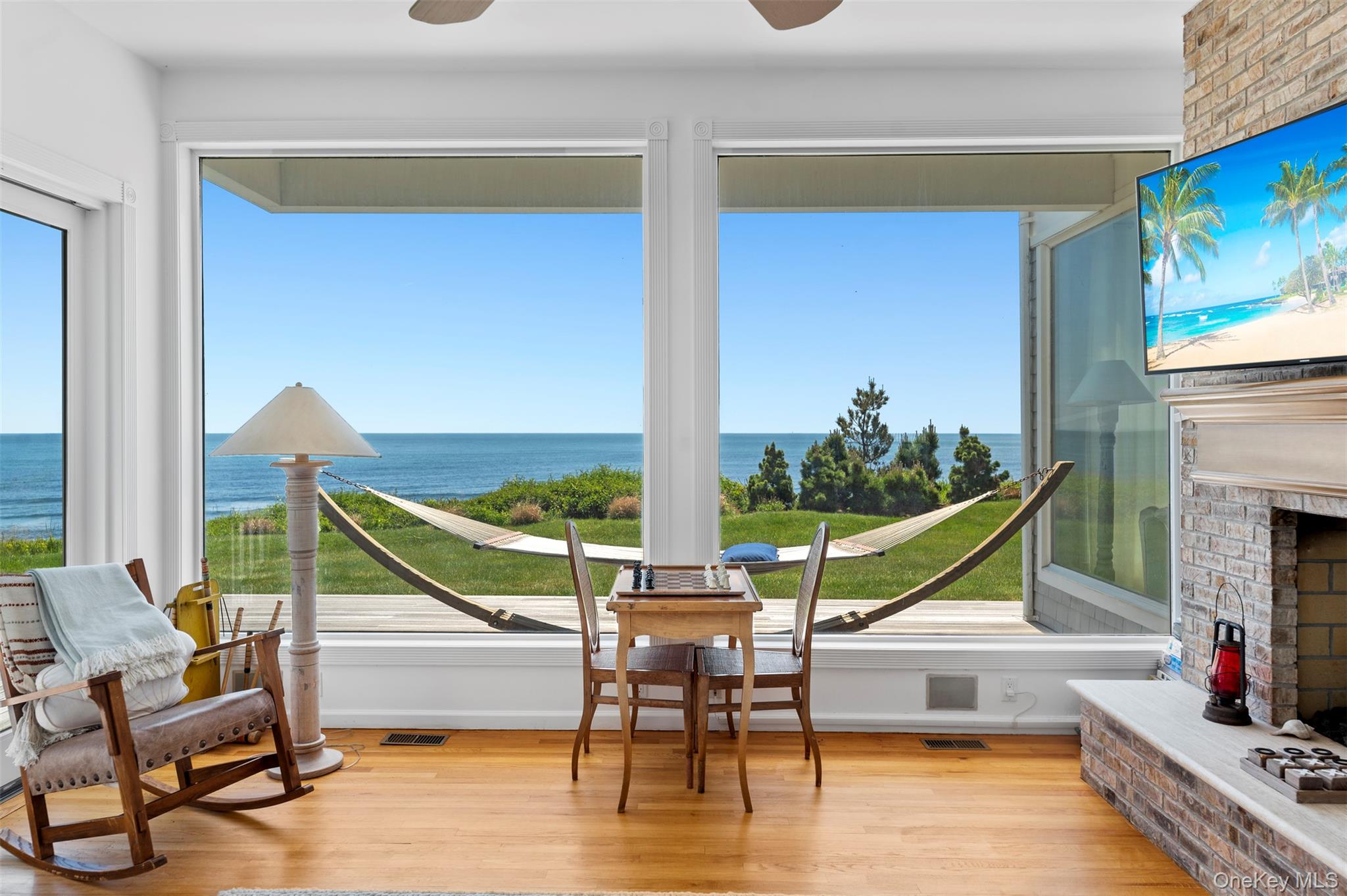 390 Old Montauk Highway Property Photo 17
