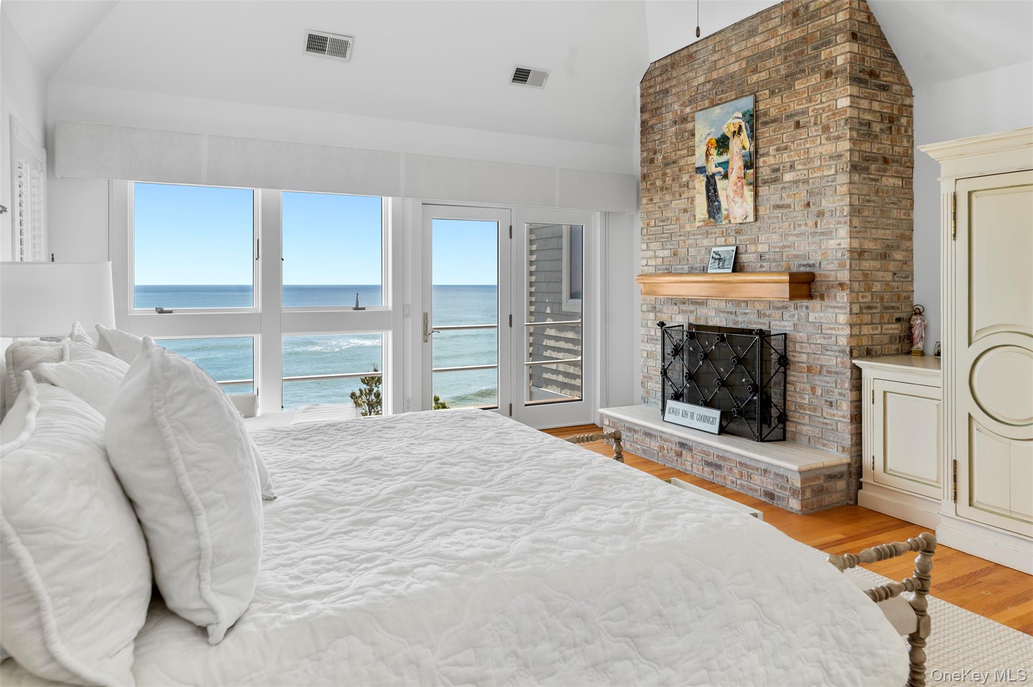 390 Old Montauk Highway Property Photo 27